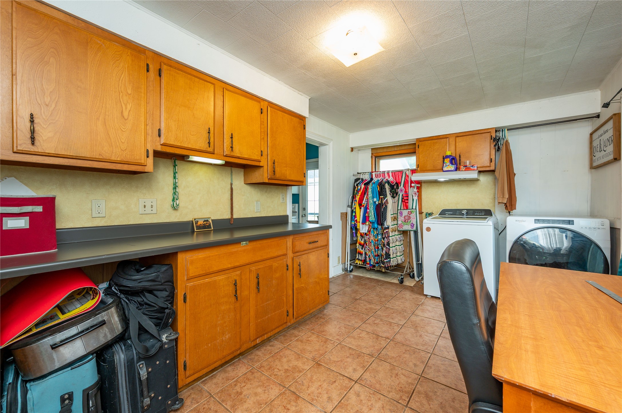 801 Siegel Street Property Photo 16