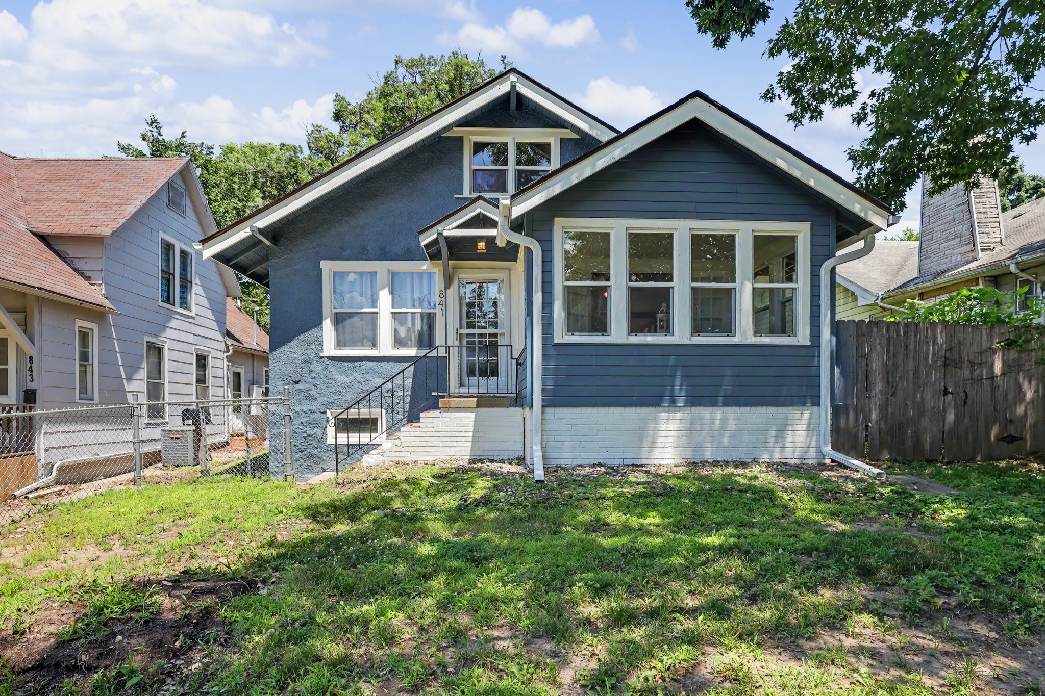 841 Euclid Avenue Property Photo 1