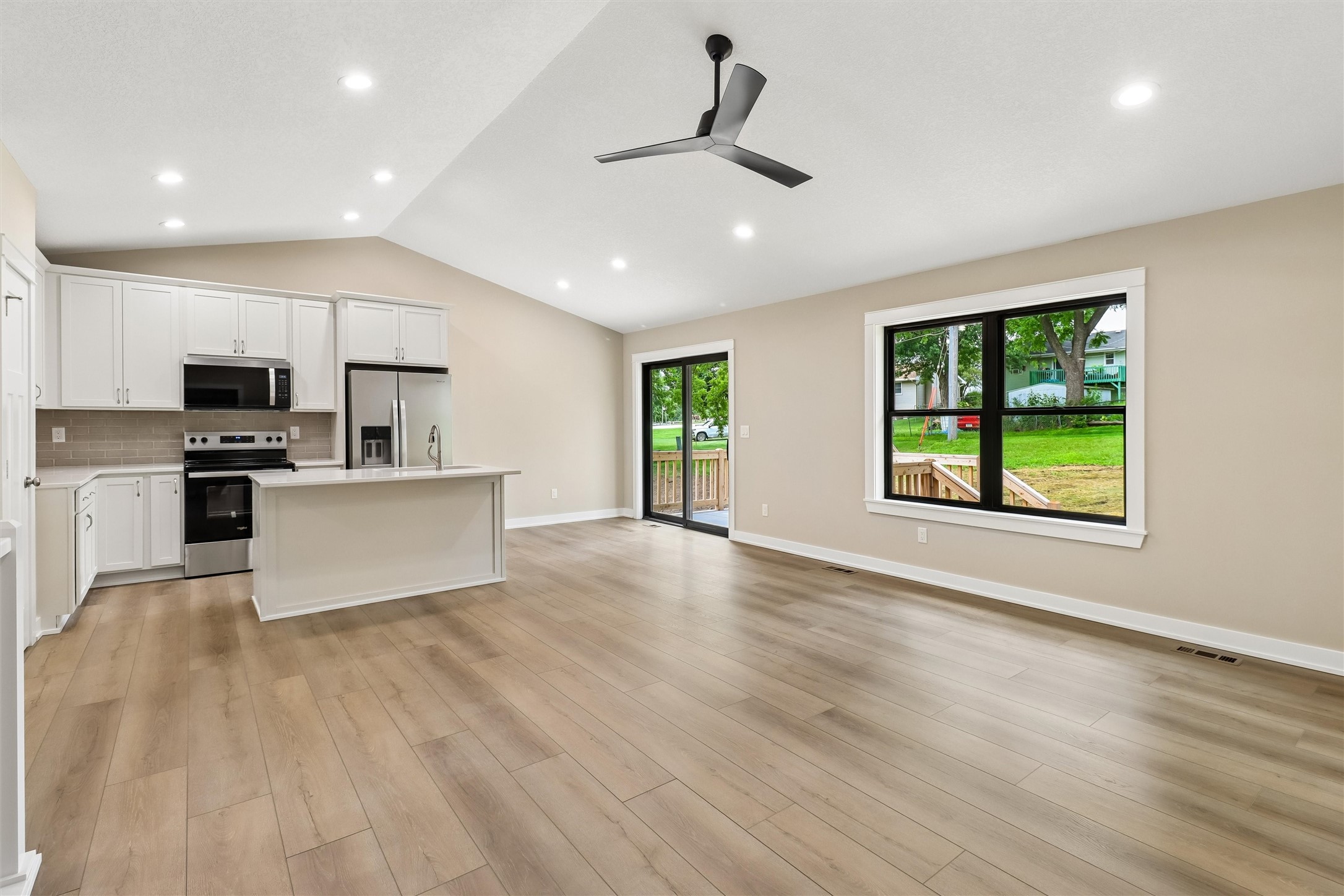 111 Elm Street Property Photo 15