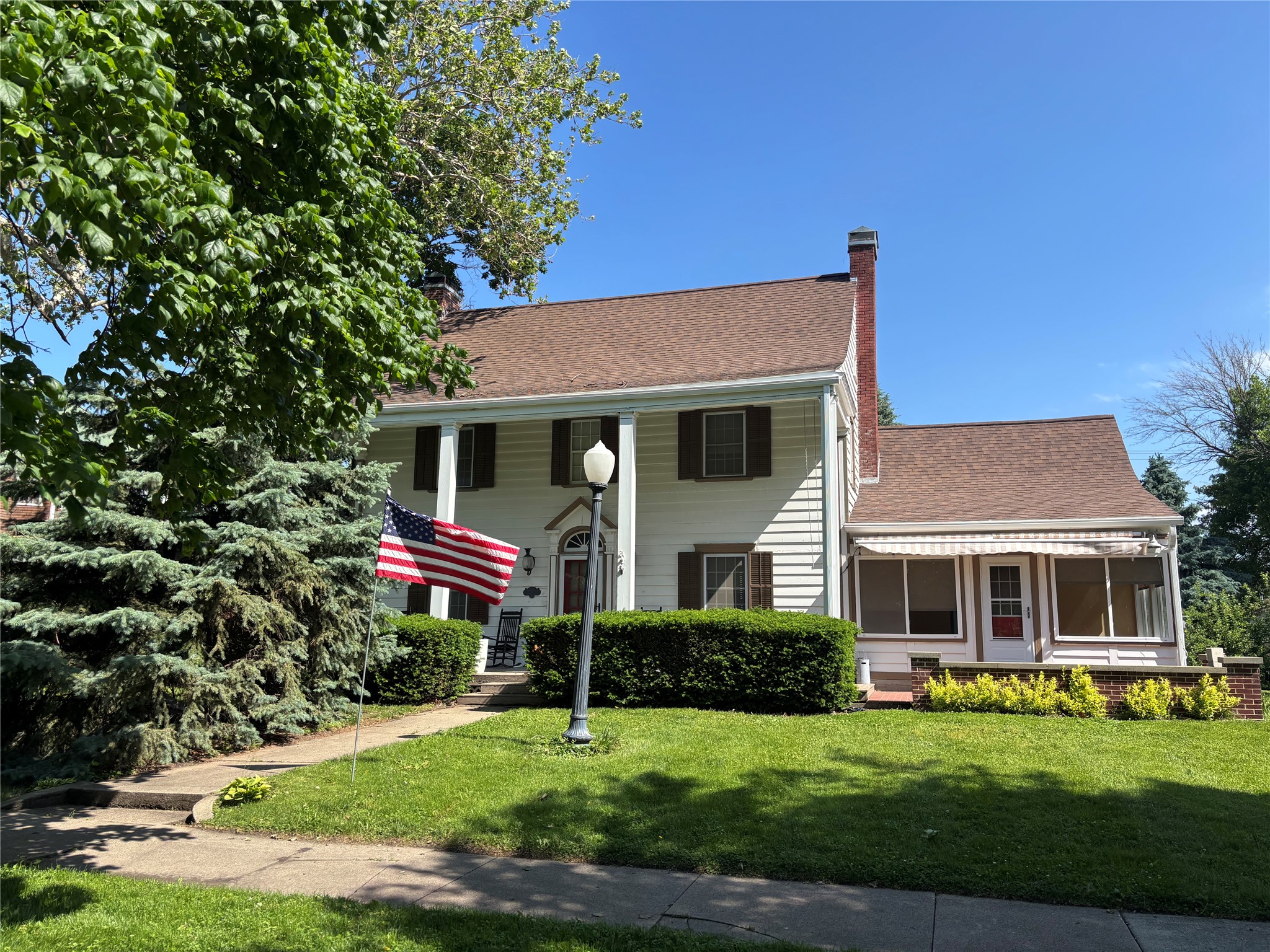 1412 Willis Avenue Property Photo 1