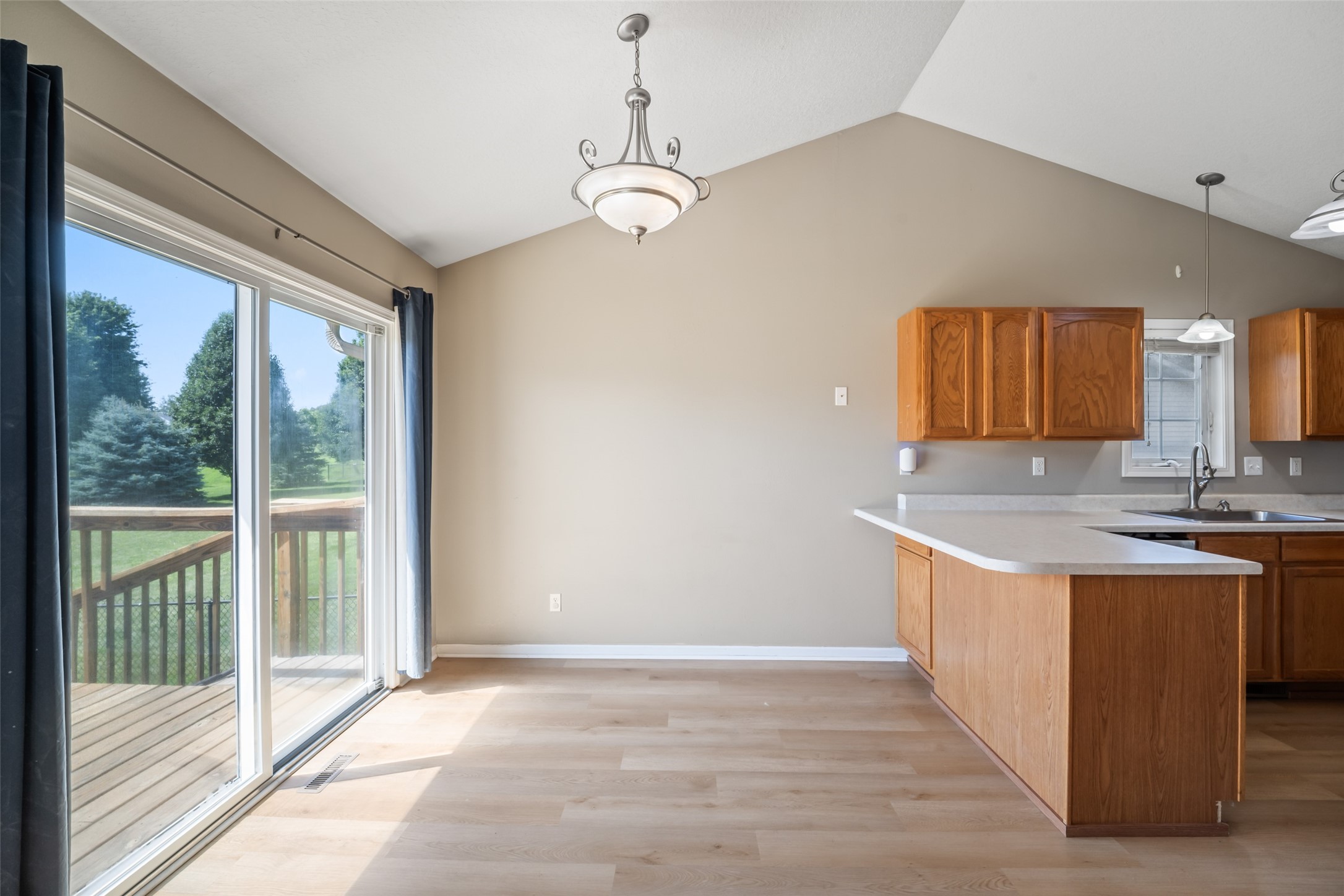 1111 Green Hills Drive Property Photo 19