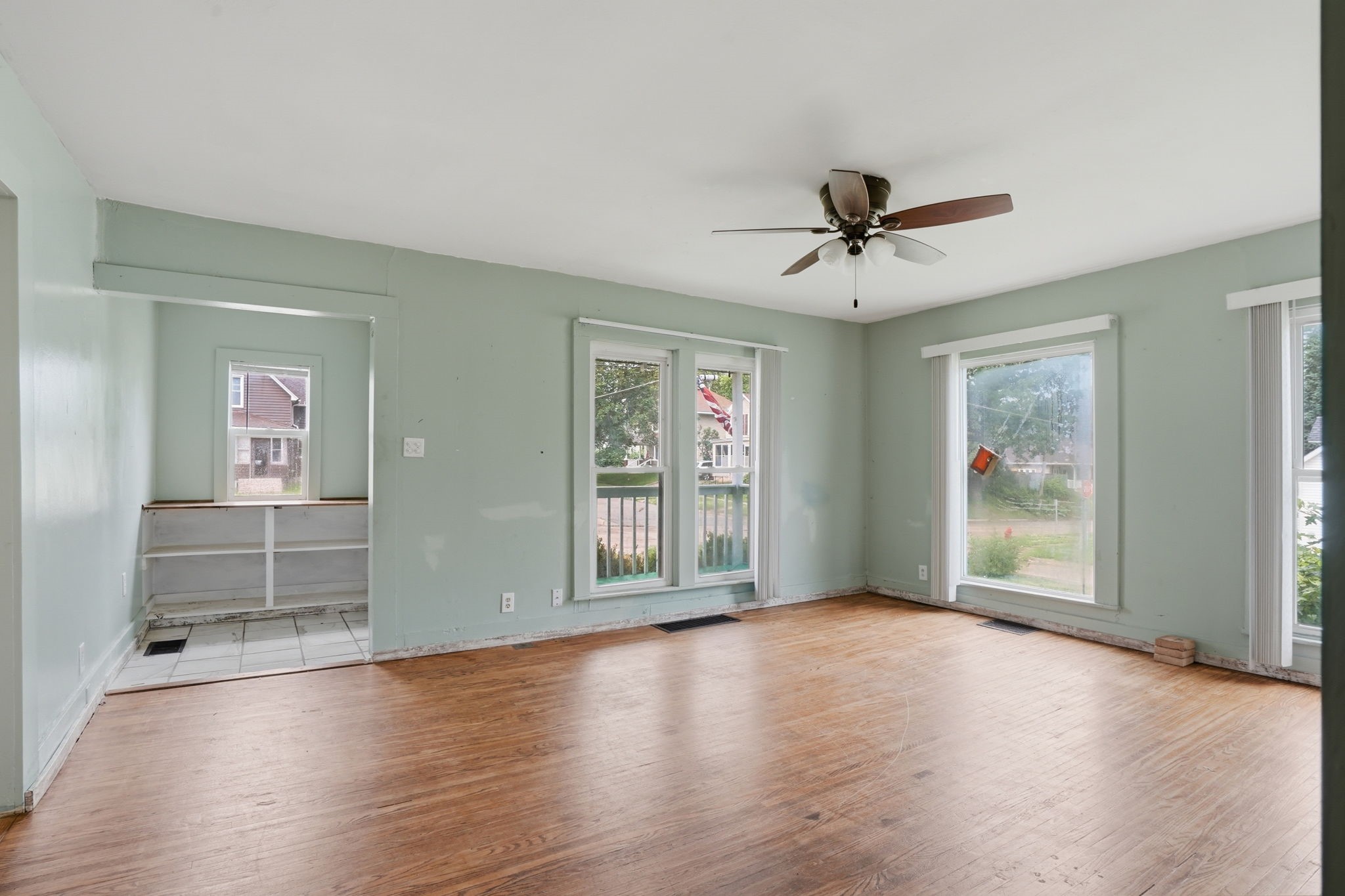 1603 10th Street Property Photo 3