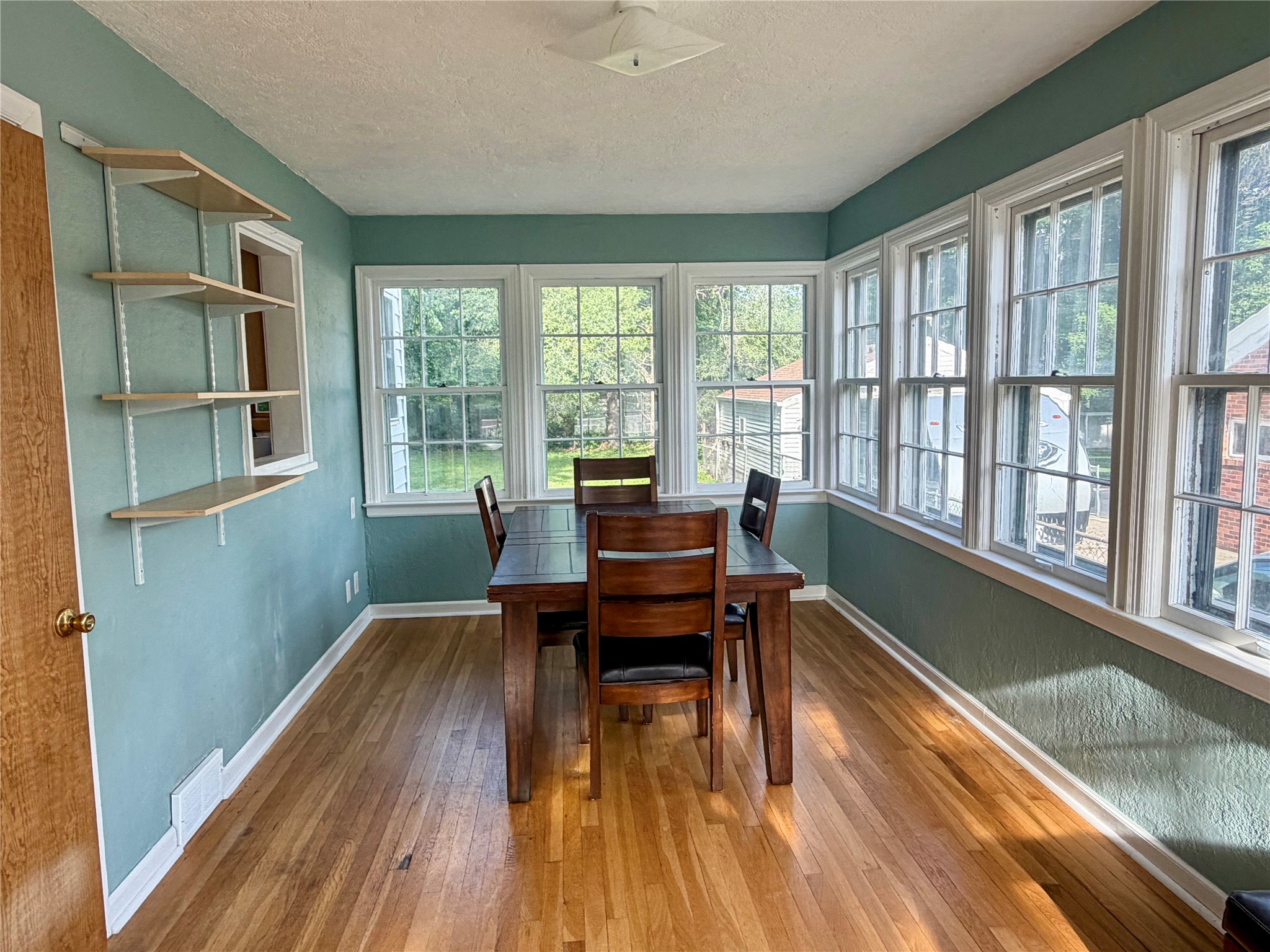 525 16th Street Property Photo 8