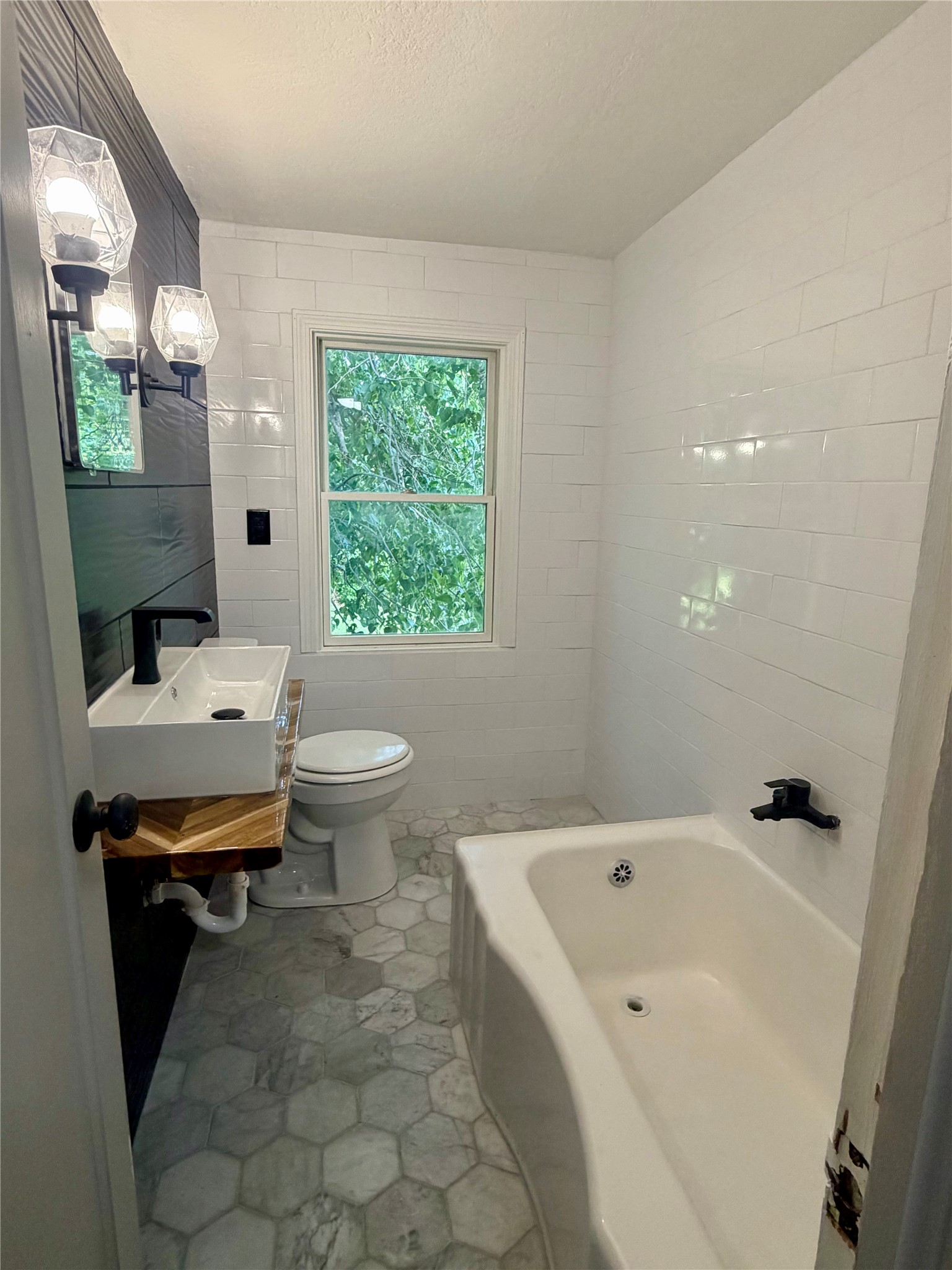 525 16th Street Property Photo 13