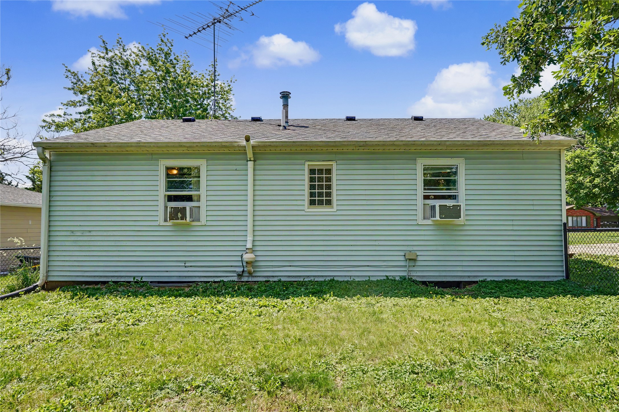 400 Lincoln Street Property Photo 18