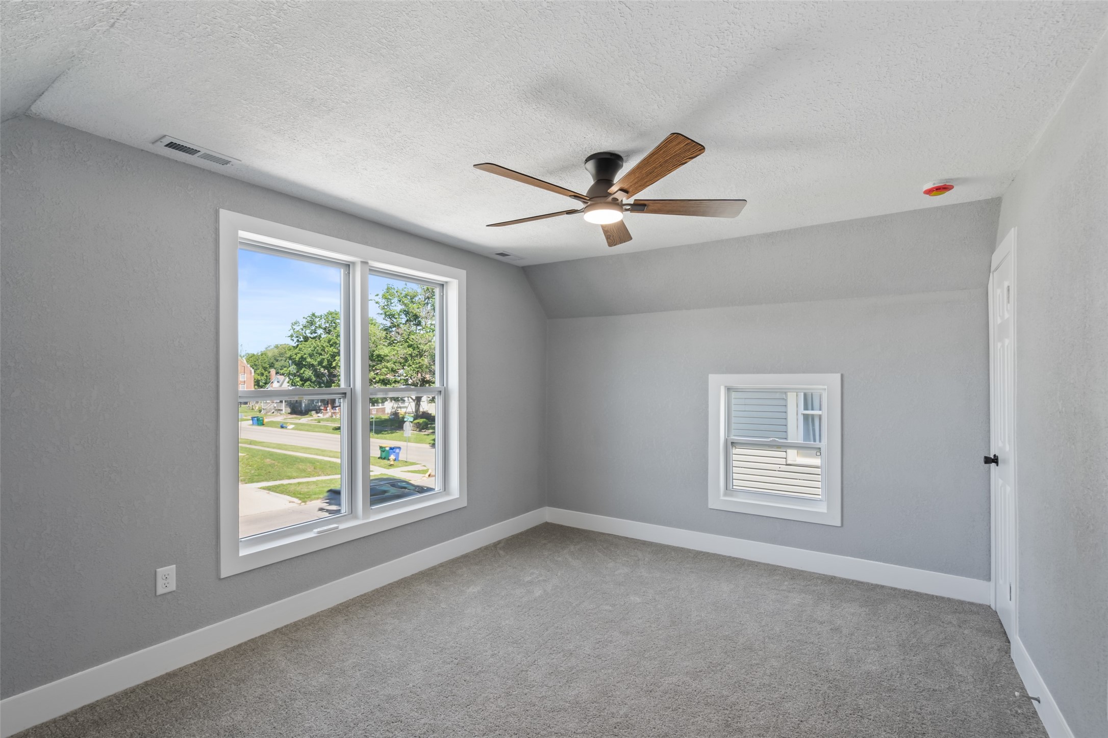 510 N Howard Street Property Photo 23