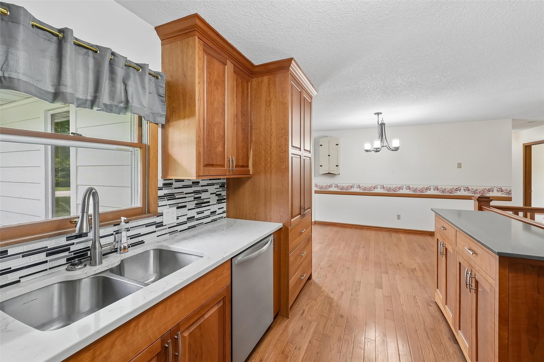 2818 Eisenhower Avenue Property Photo 8