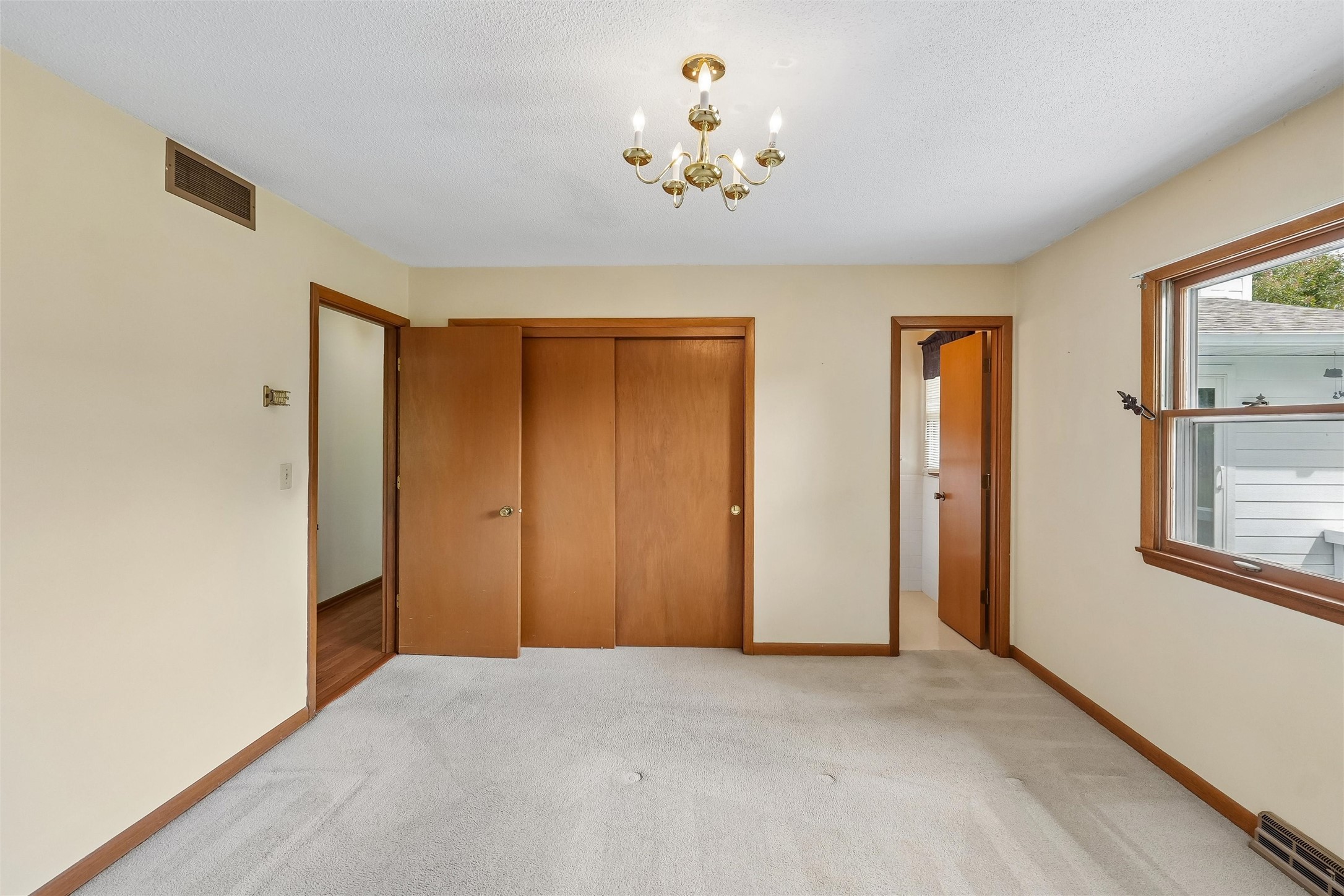 2818 Eisenhower Avenue Property Photo 12