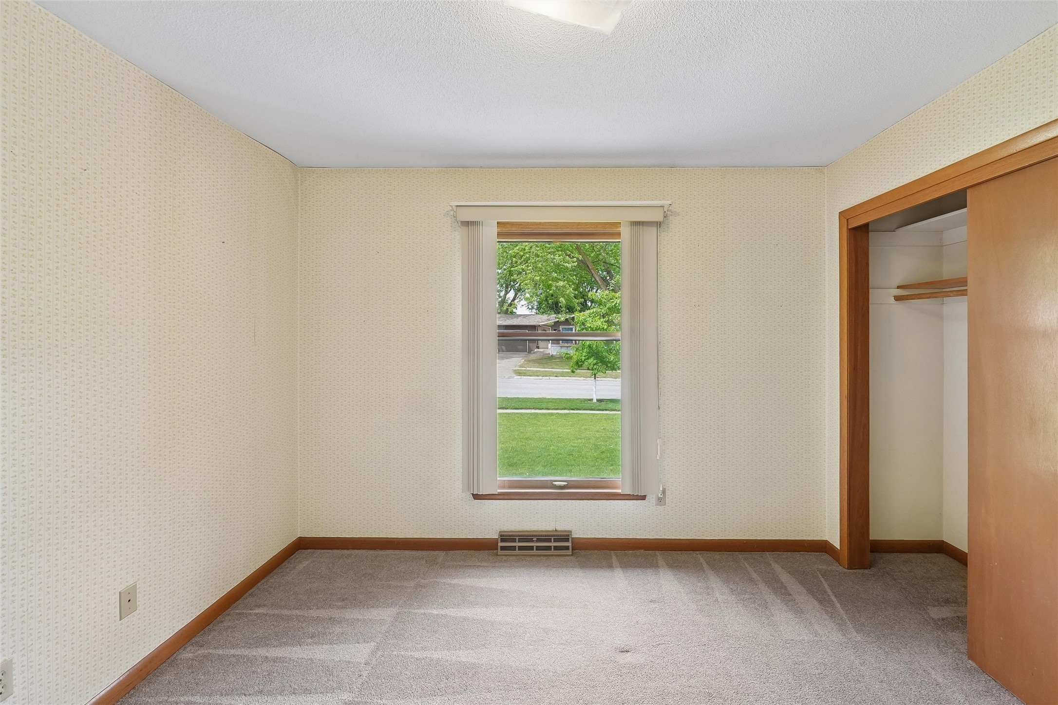 2818 Eisenhower Avenue Property Photo 15