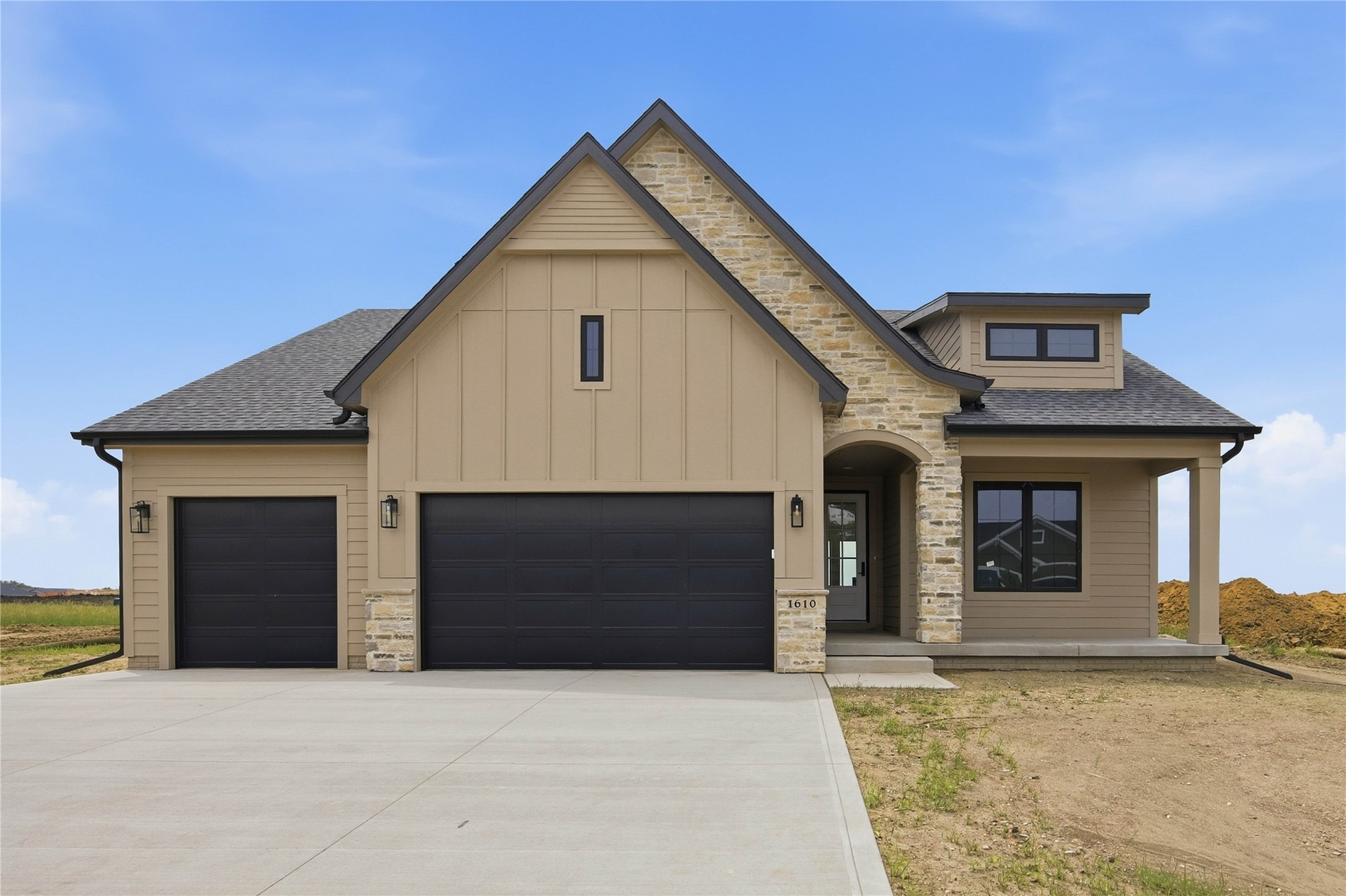 1610 Nw Parkside Lane Property Photo 1