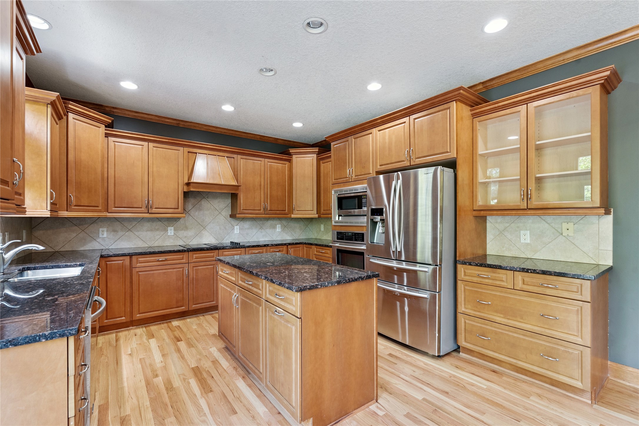 3703 149th Street Property Photo 9