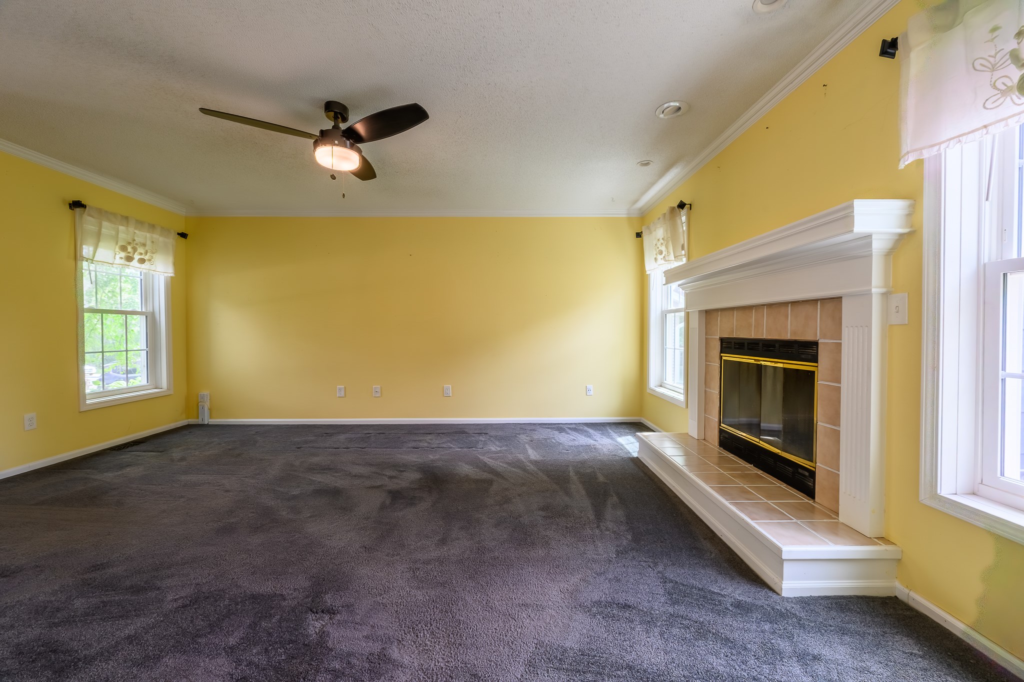 1370 Nw 72nd Avenue Property Photo 5