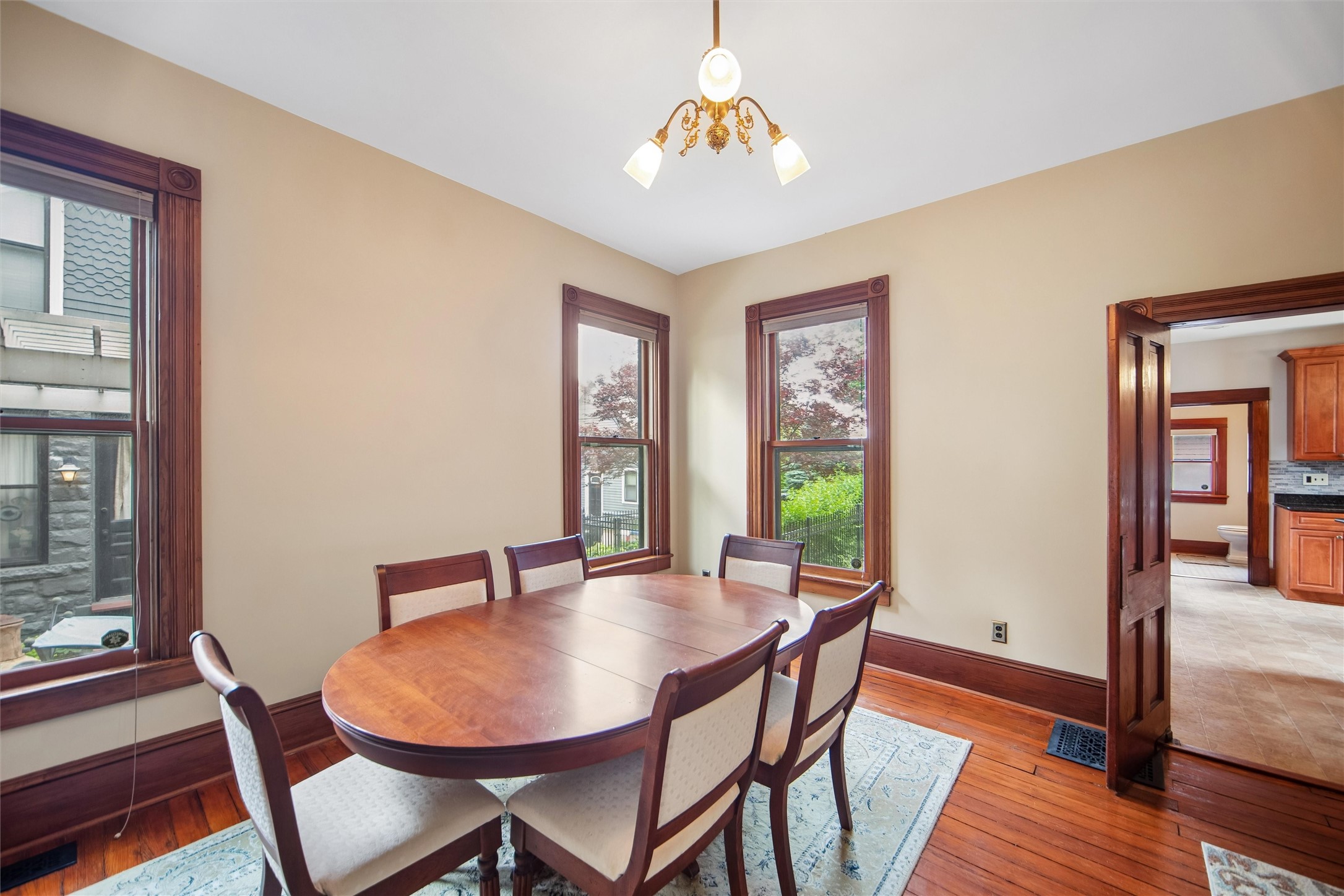 821 16th Street Property Photo 8