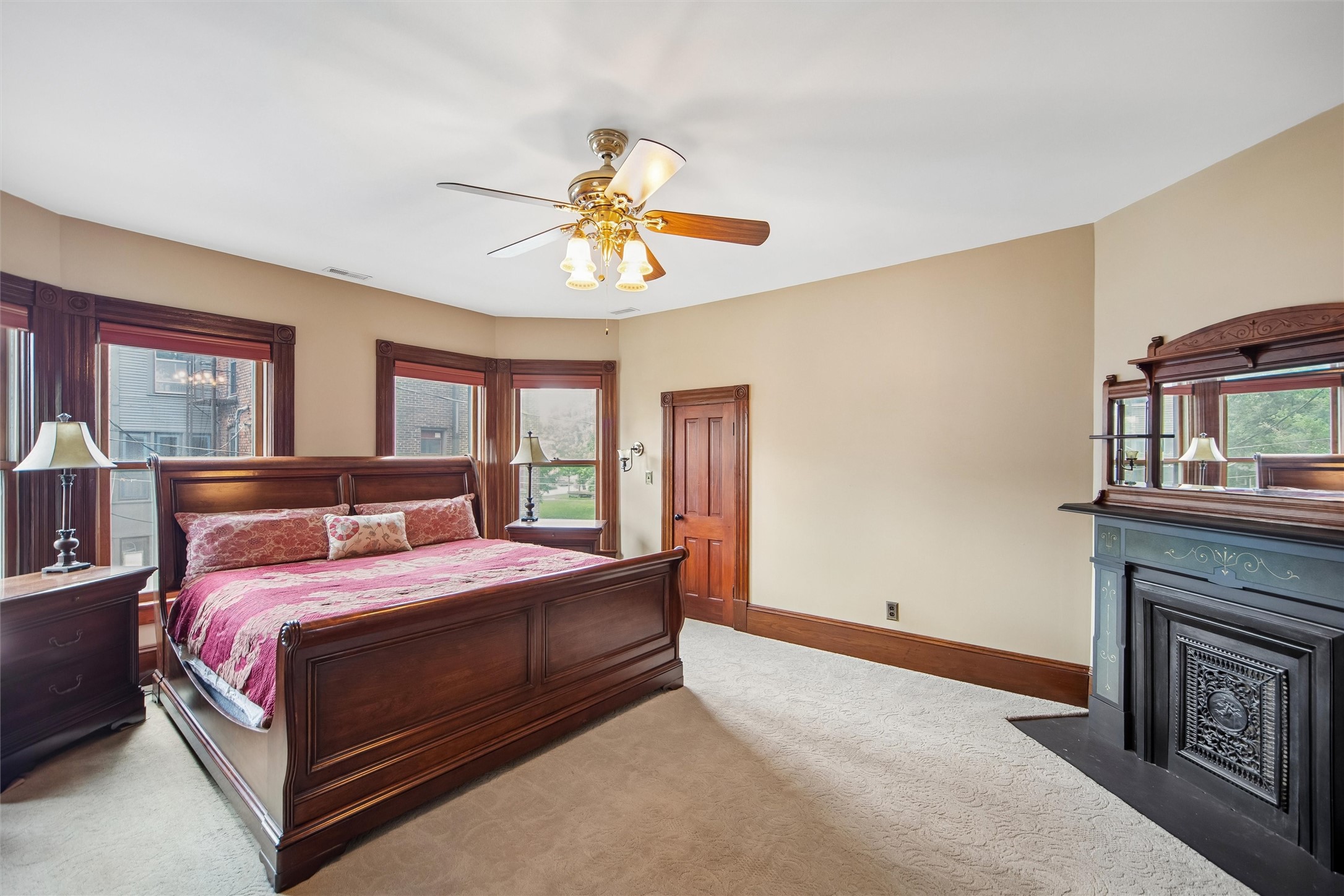 821 16th Street Property Photo 14