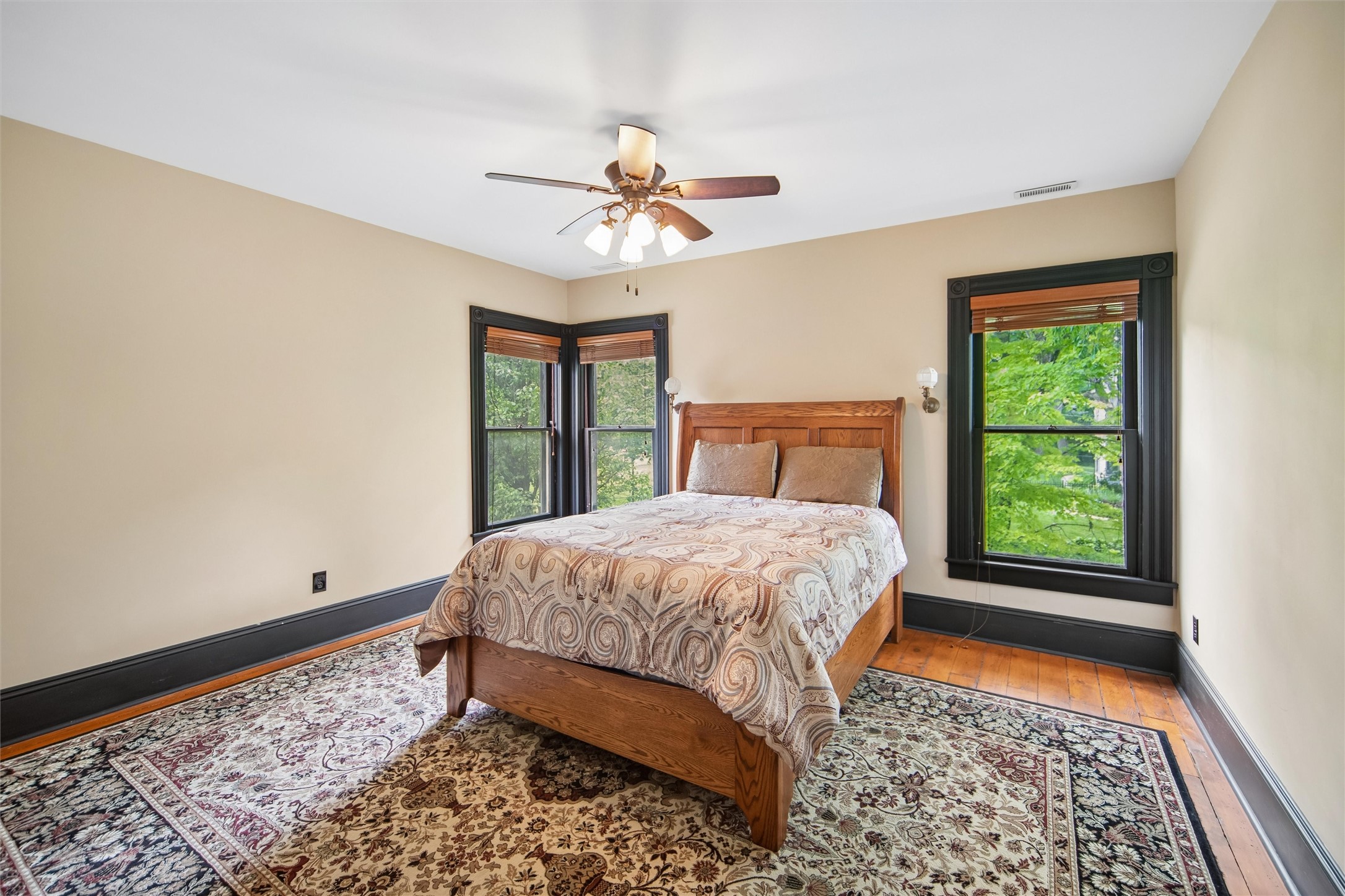 821 16th Street Property Photo 19