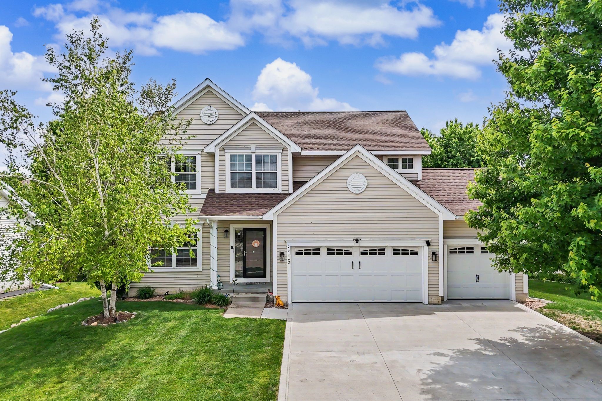 1115 Se Bluegrass Circle Property Photo 1