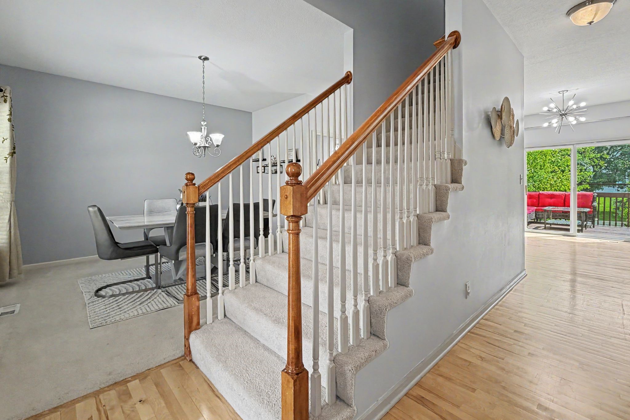 1115 Se Bluegrass Circle Property Photo 4