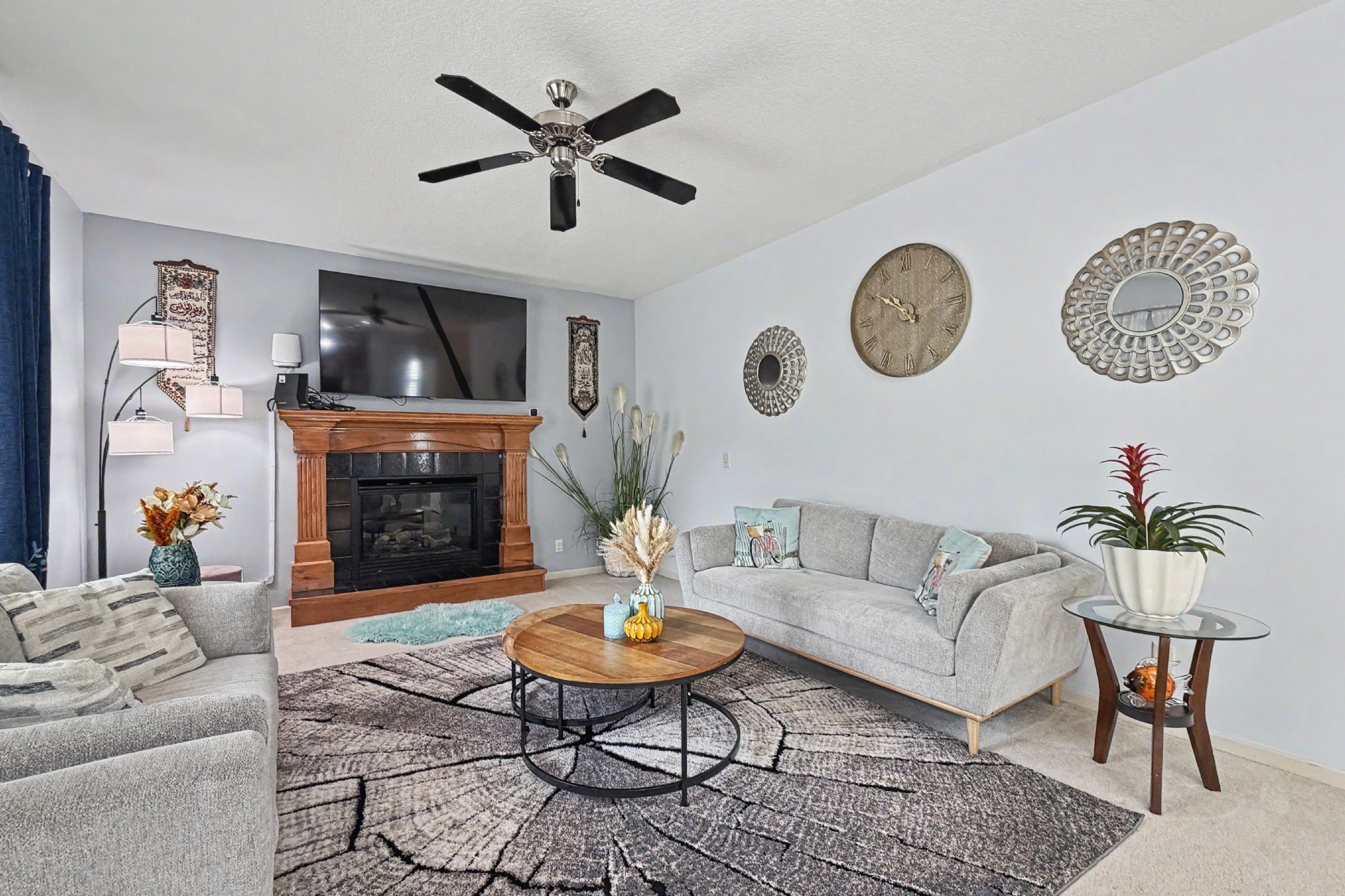 1115 Se Bluegrass Circle Property Photo 6