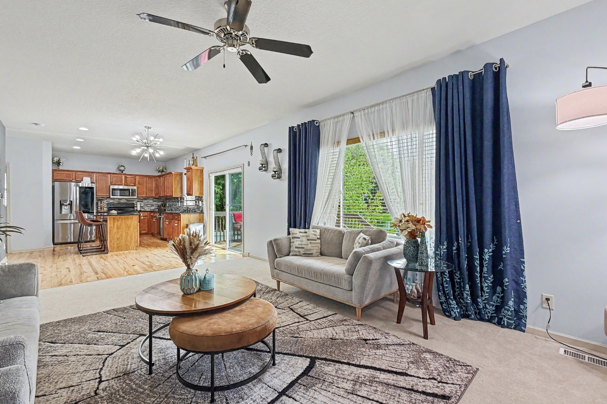 1115 Se Bluegrass Circle Property Photo 7