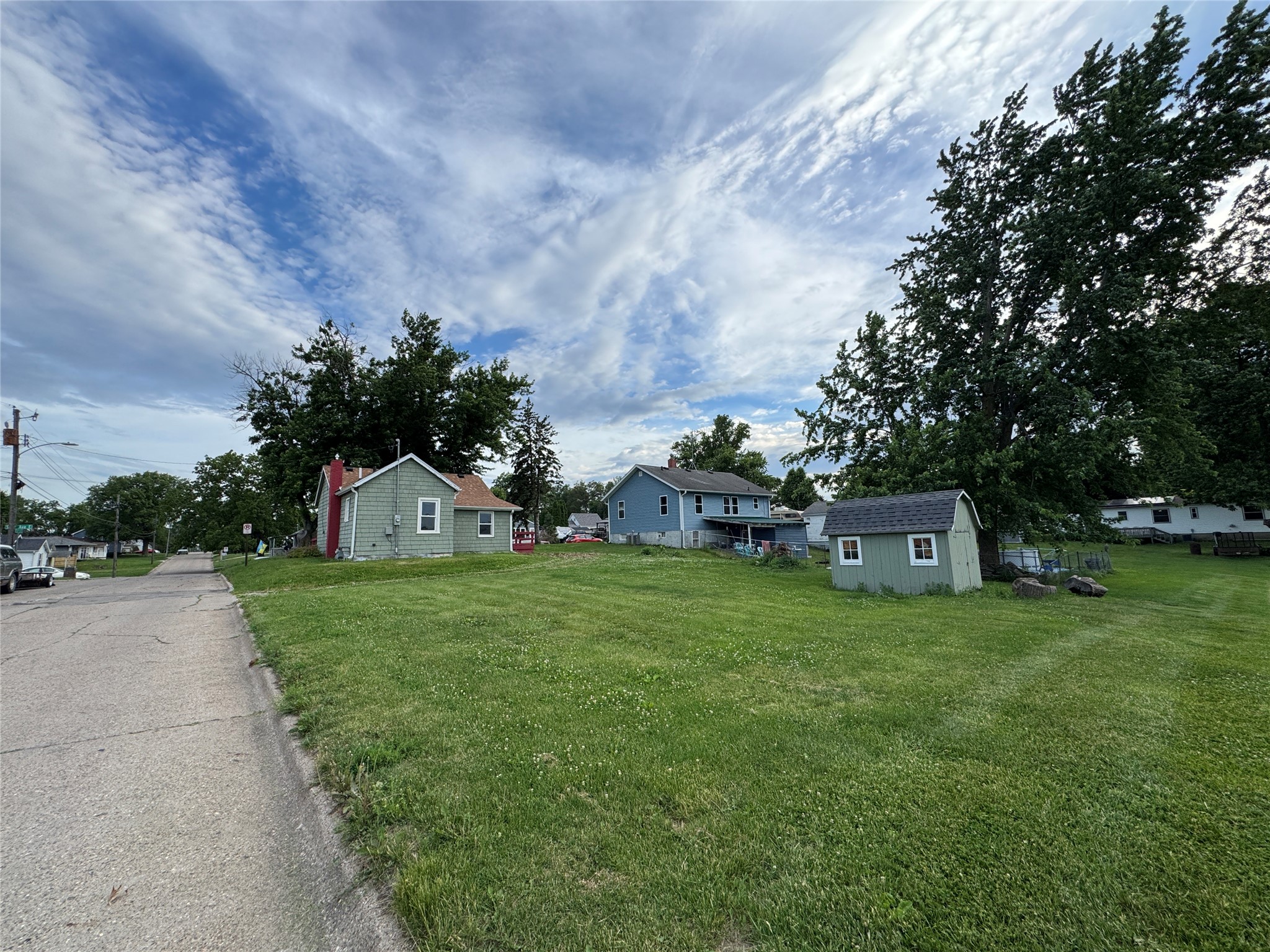 1024 S 3rd Avenue E Property Photo 3