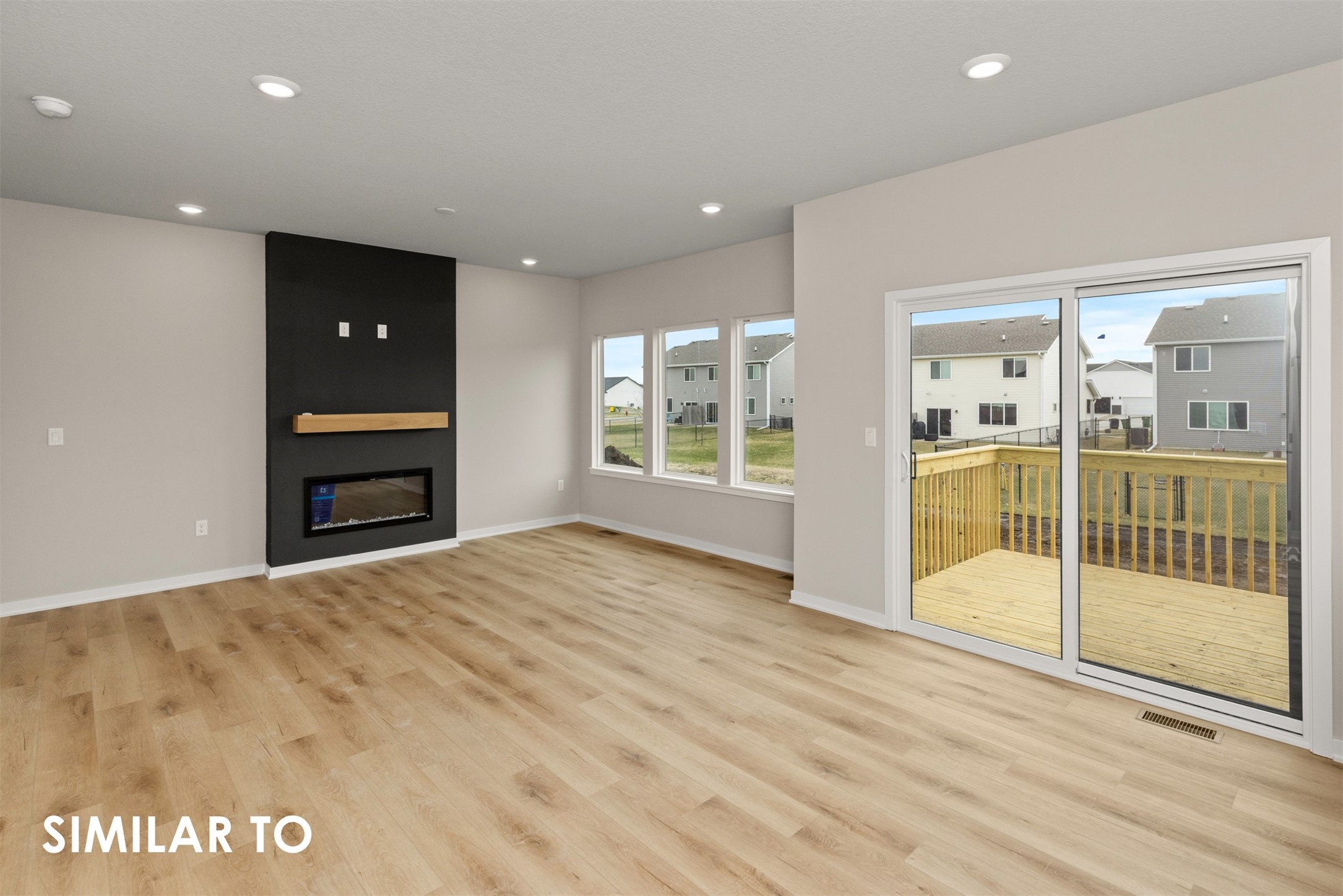 1004 Featherstone Avenue Ne Property Photo 11