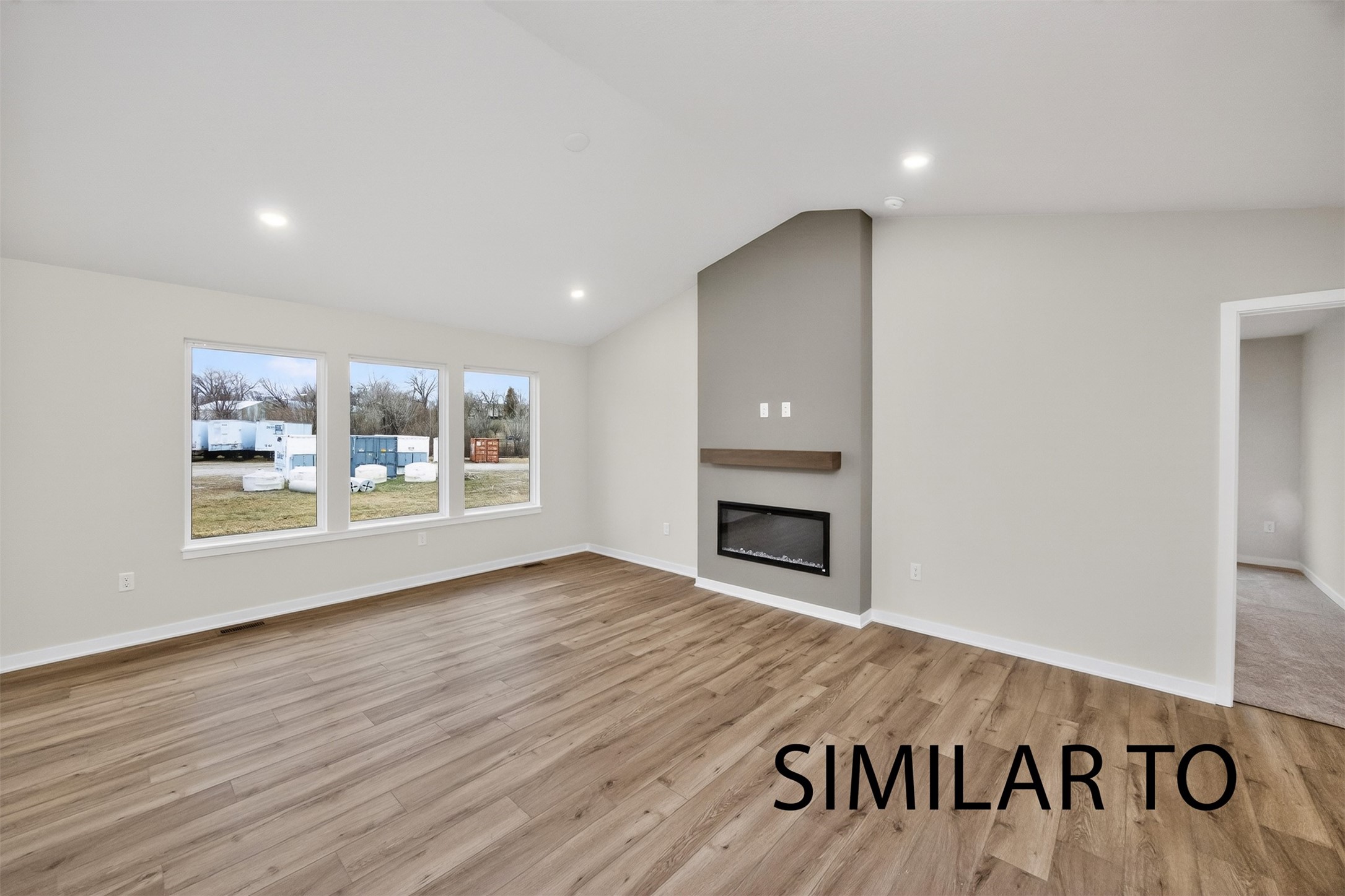 4298 Grover Woods Lane Property Photo 11