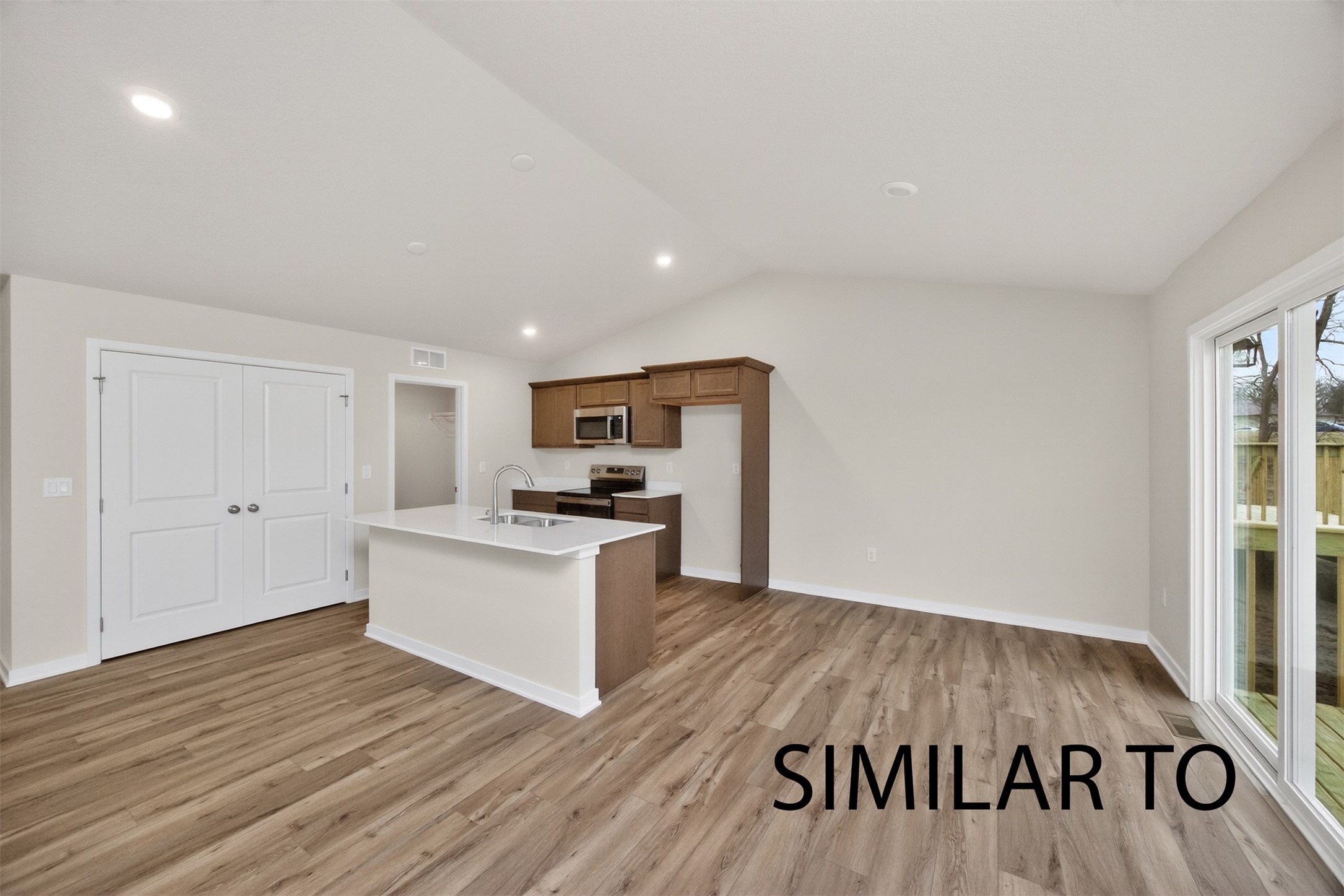 4298 Grover Woods Lane Property Photo 16