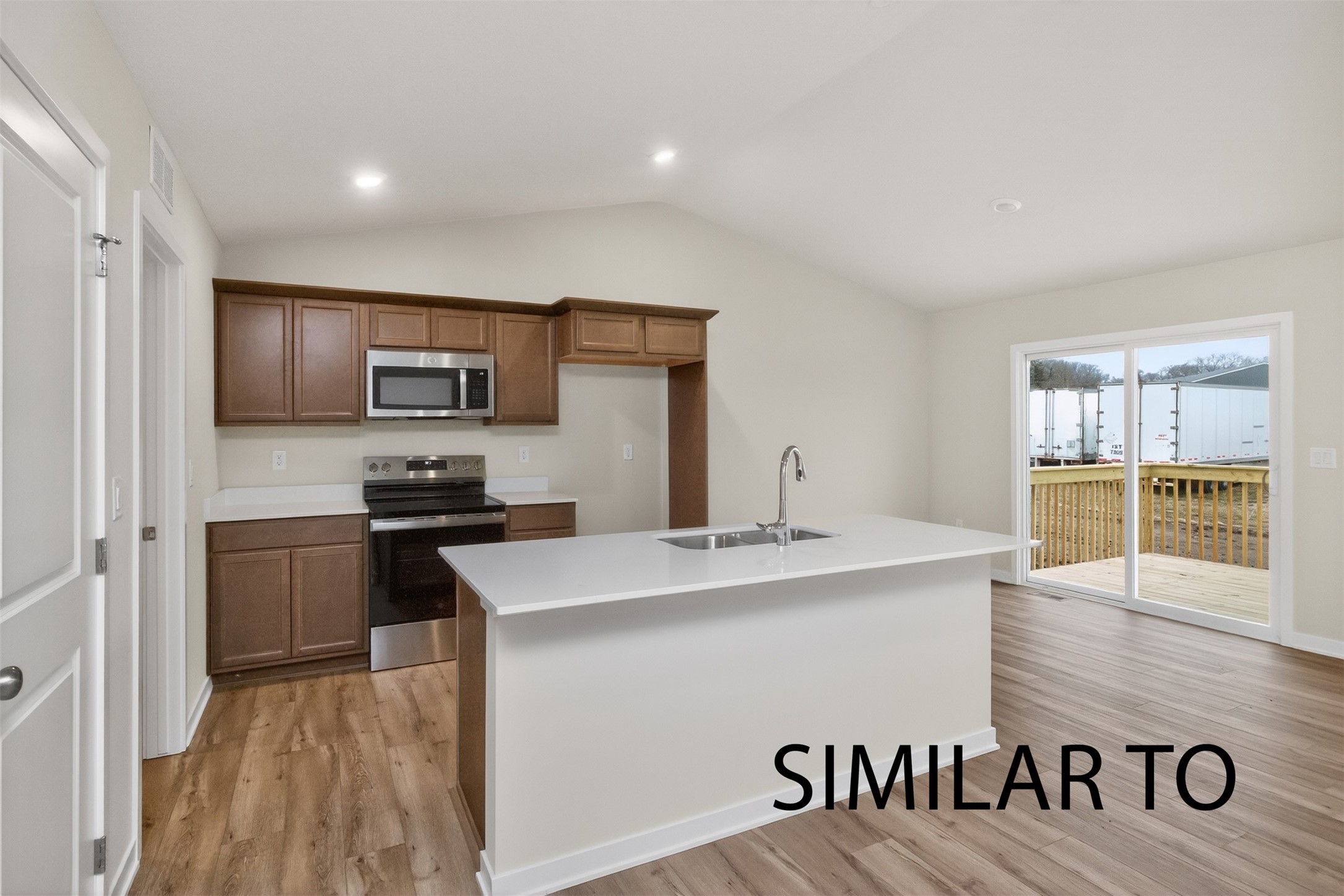 4298 Grover Woods Lane Property Photo 19