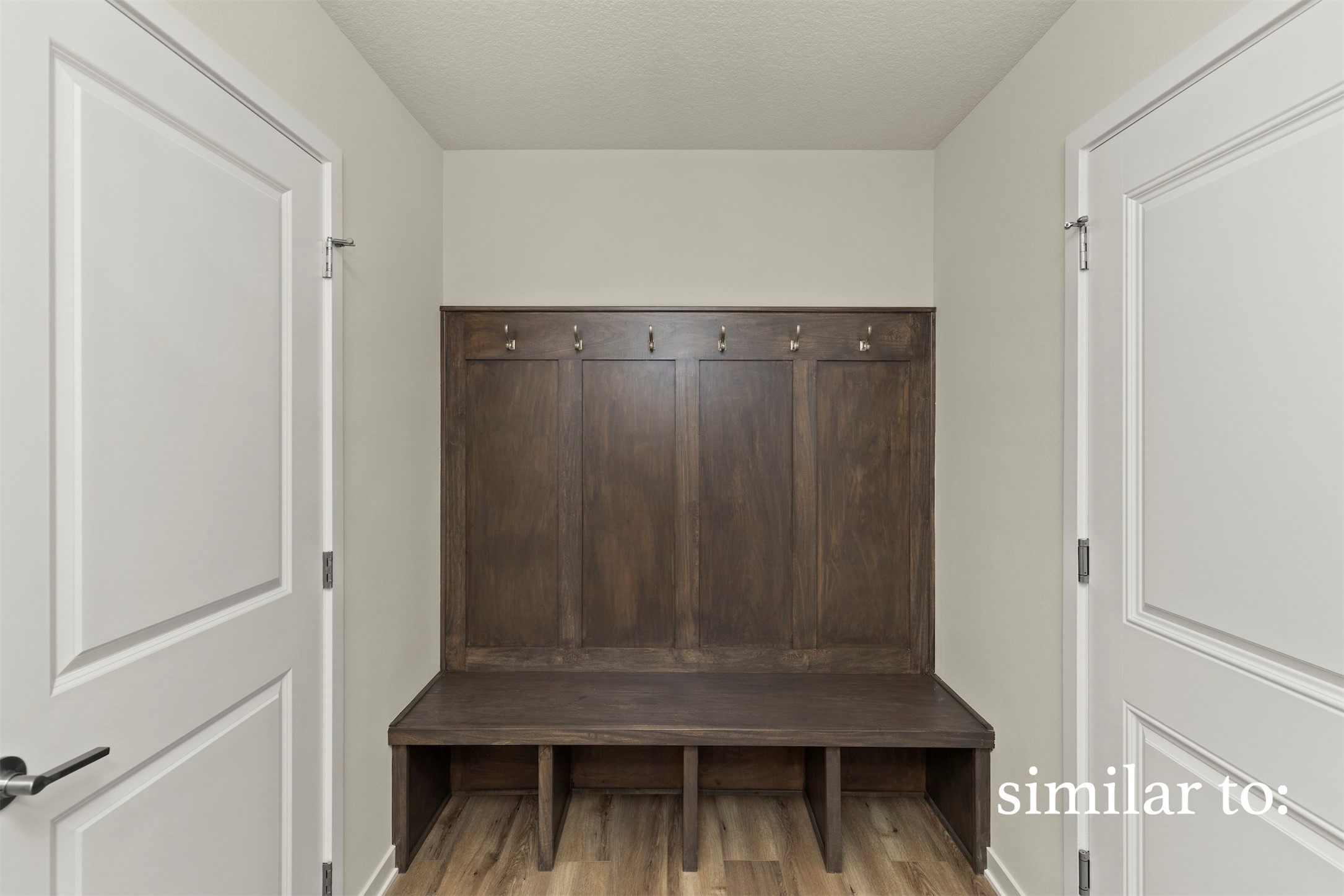 1570 Werthman Drive Property Photo 15