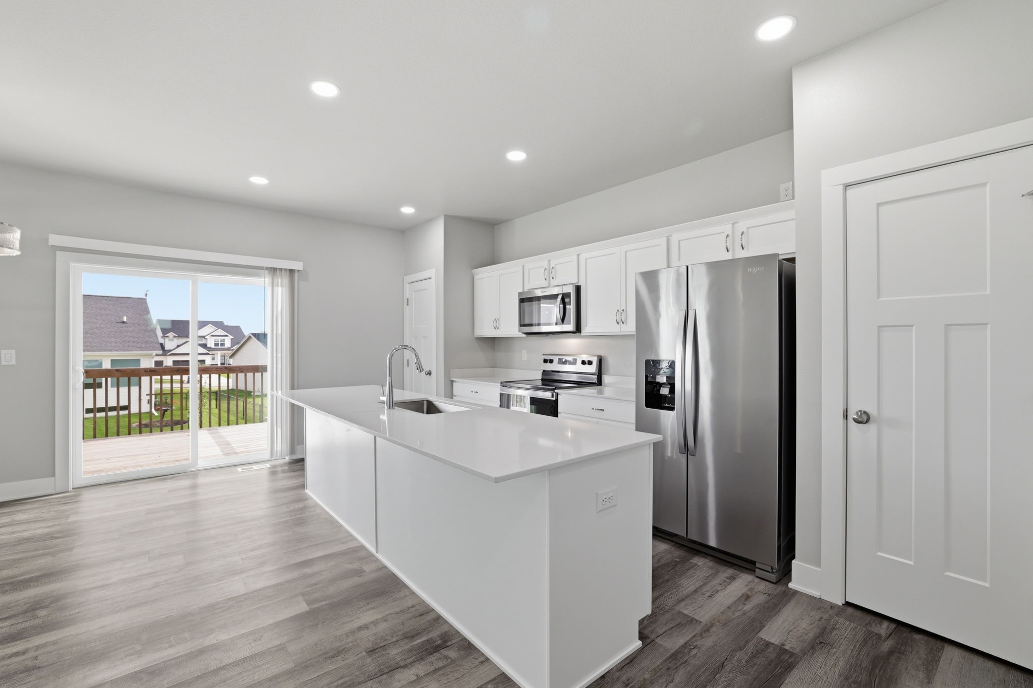 15230 Deerview Drive Property Photo 4