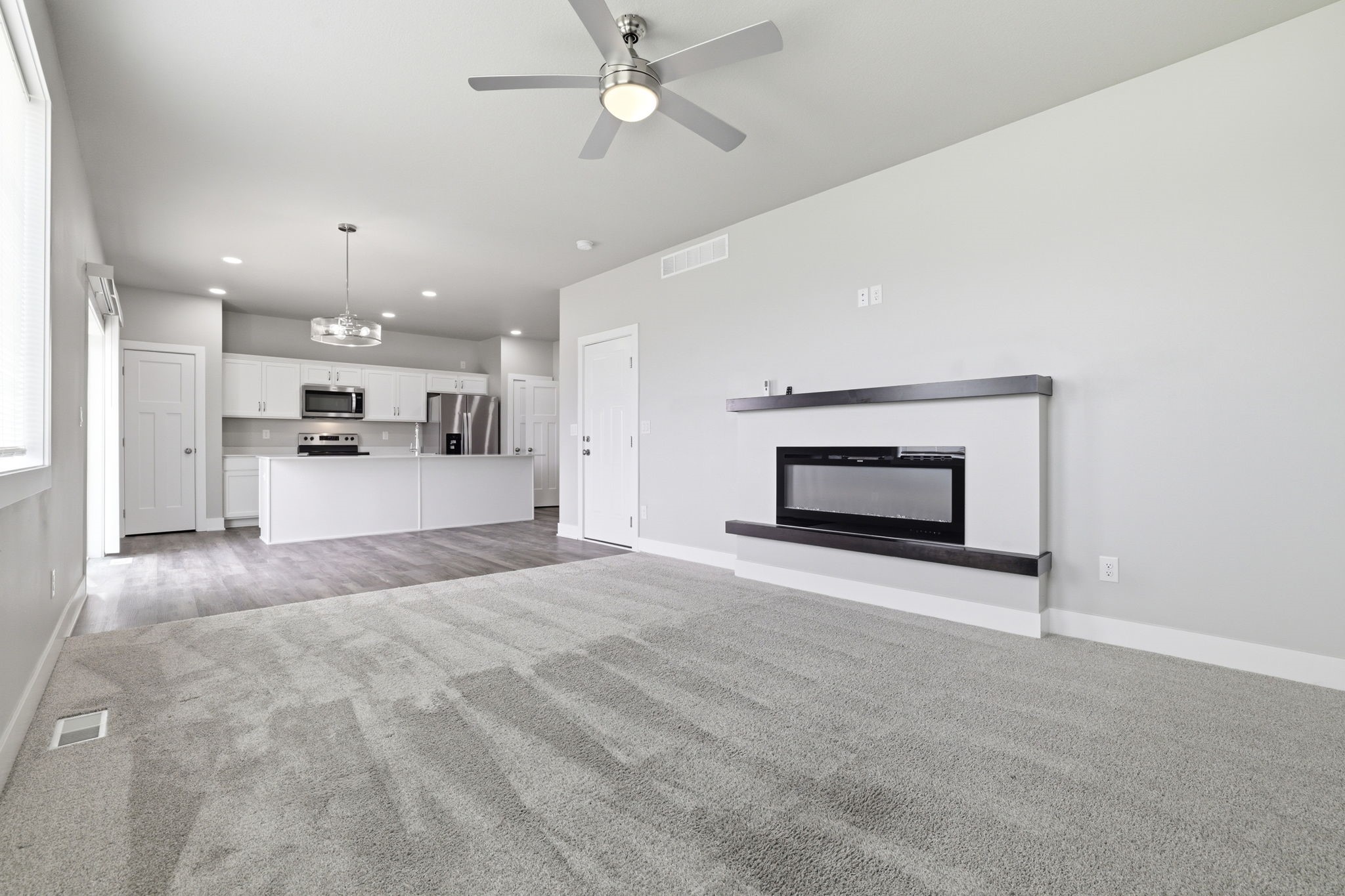 15230 Deerview Drive Property Photo 9