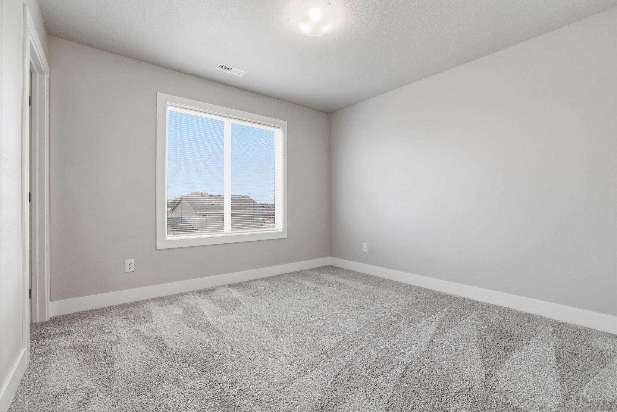 15230 Deerview Drive Property Photo 14