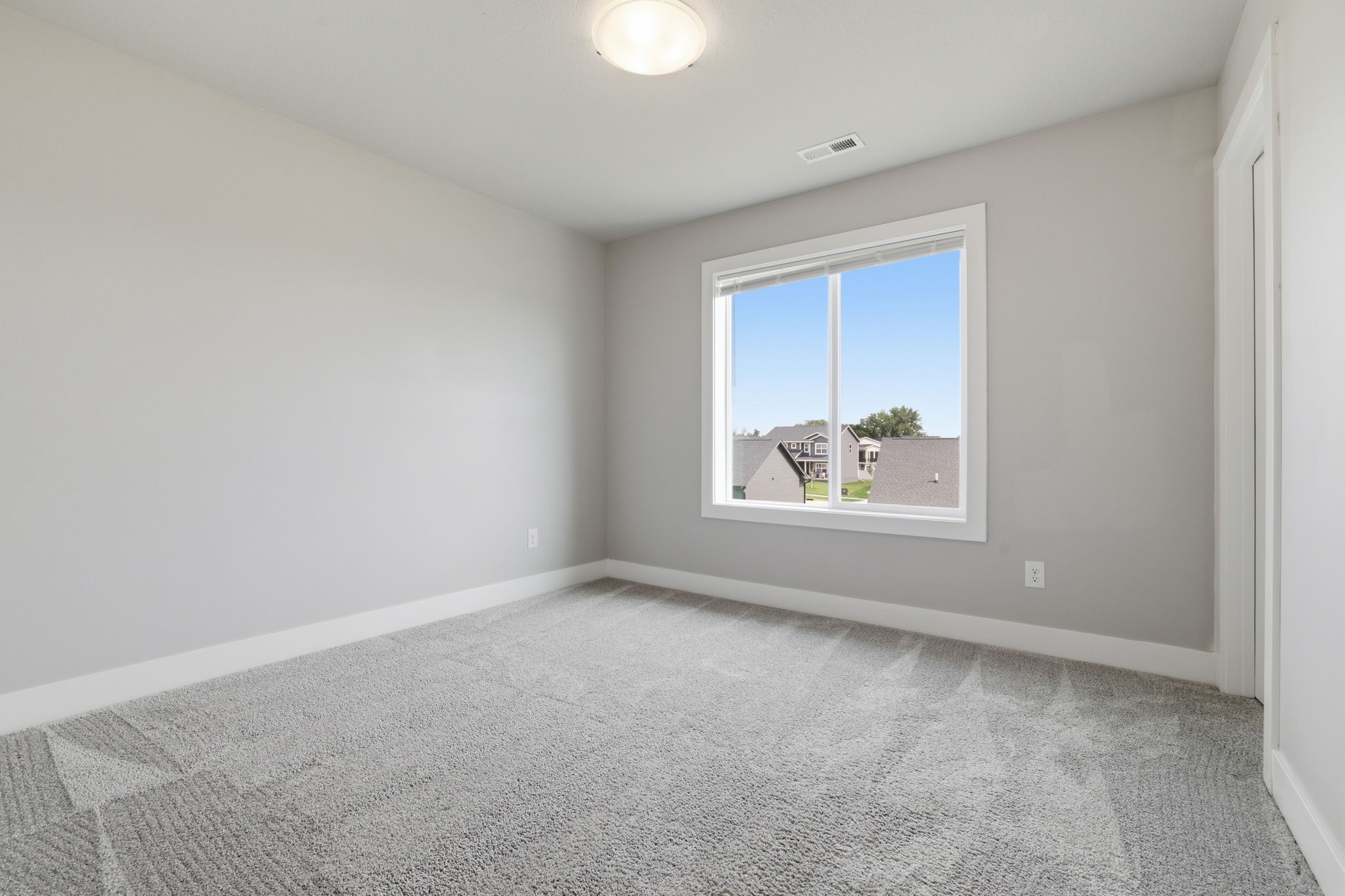 15230 Deerview Drive Property Photo 16