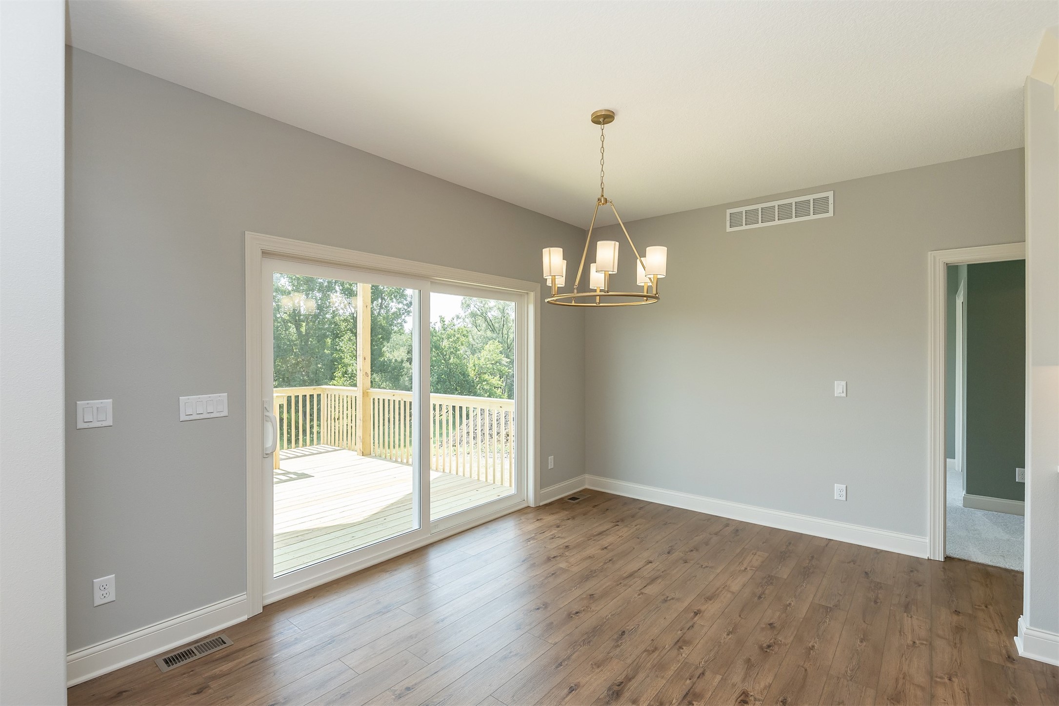 1436 Trail Creek Road Property Photo 12