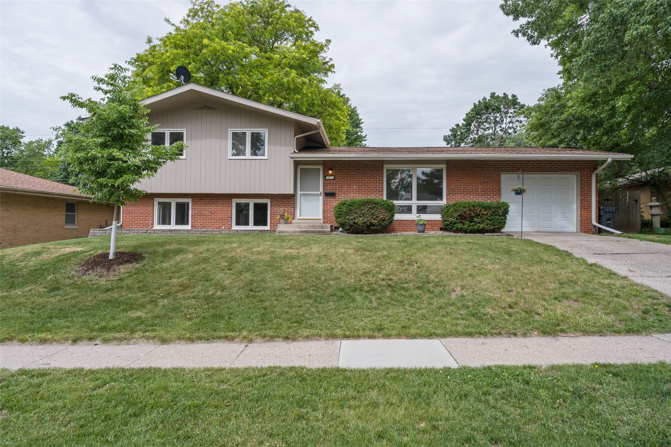 1411 Glendale Avenue Property Photo 1
