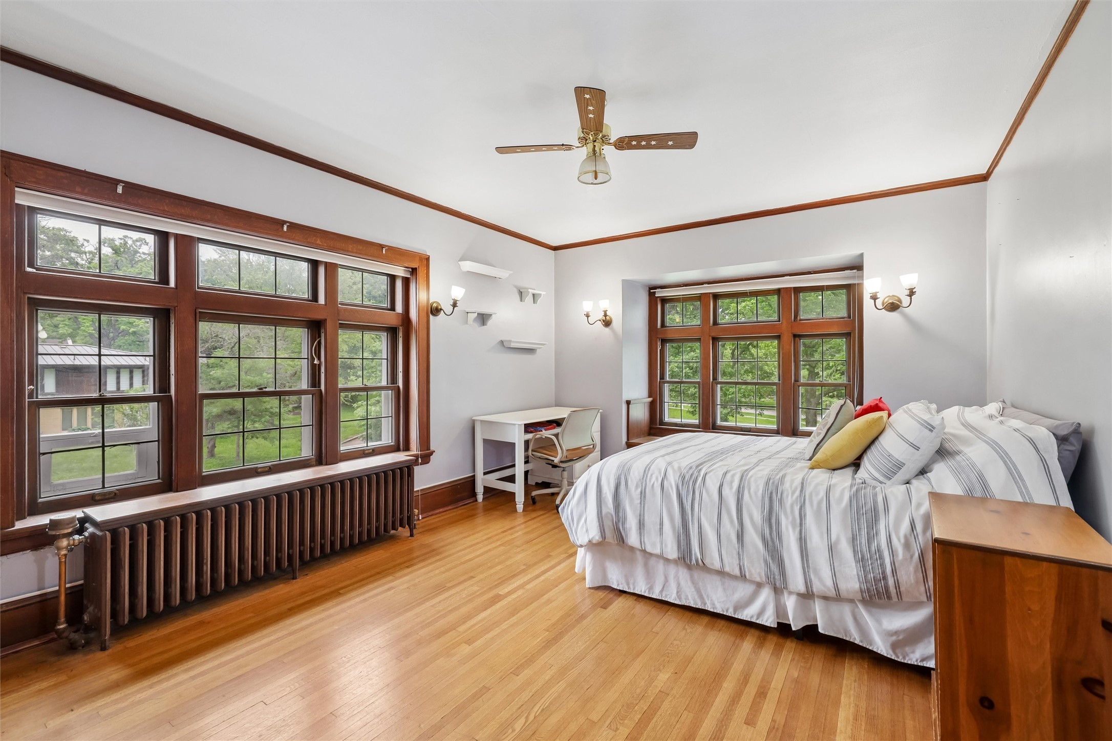 100 37th Street Property Photo 29