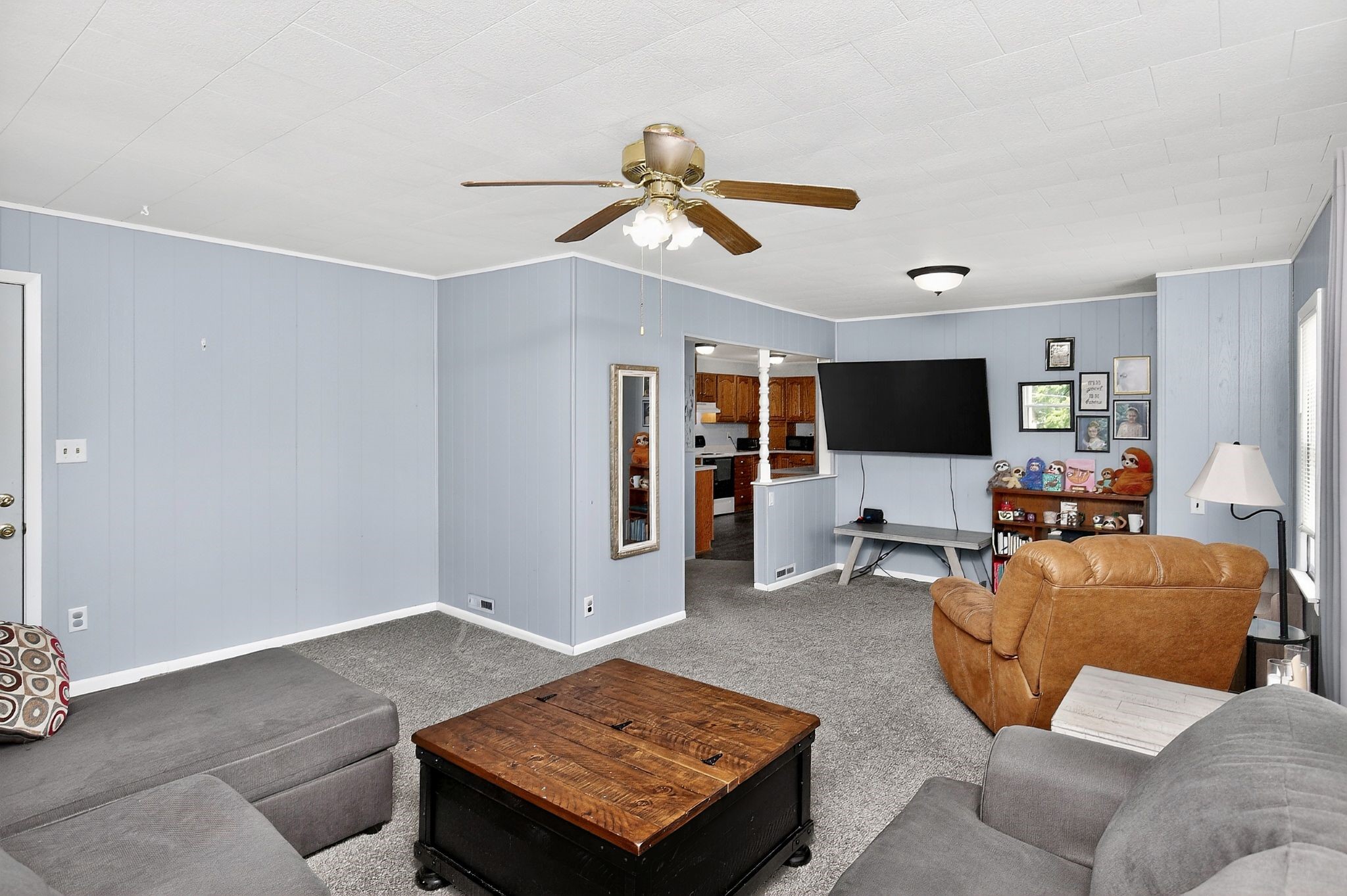 1235 E 34th Street Property Photo 5
