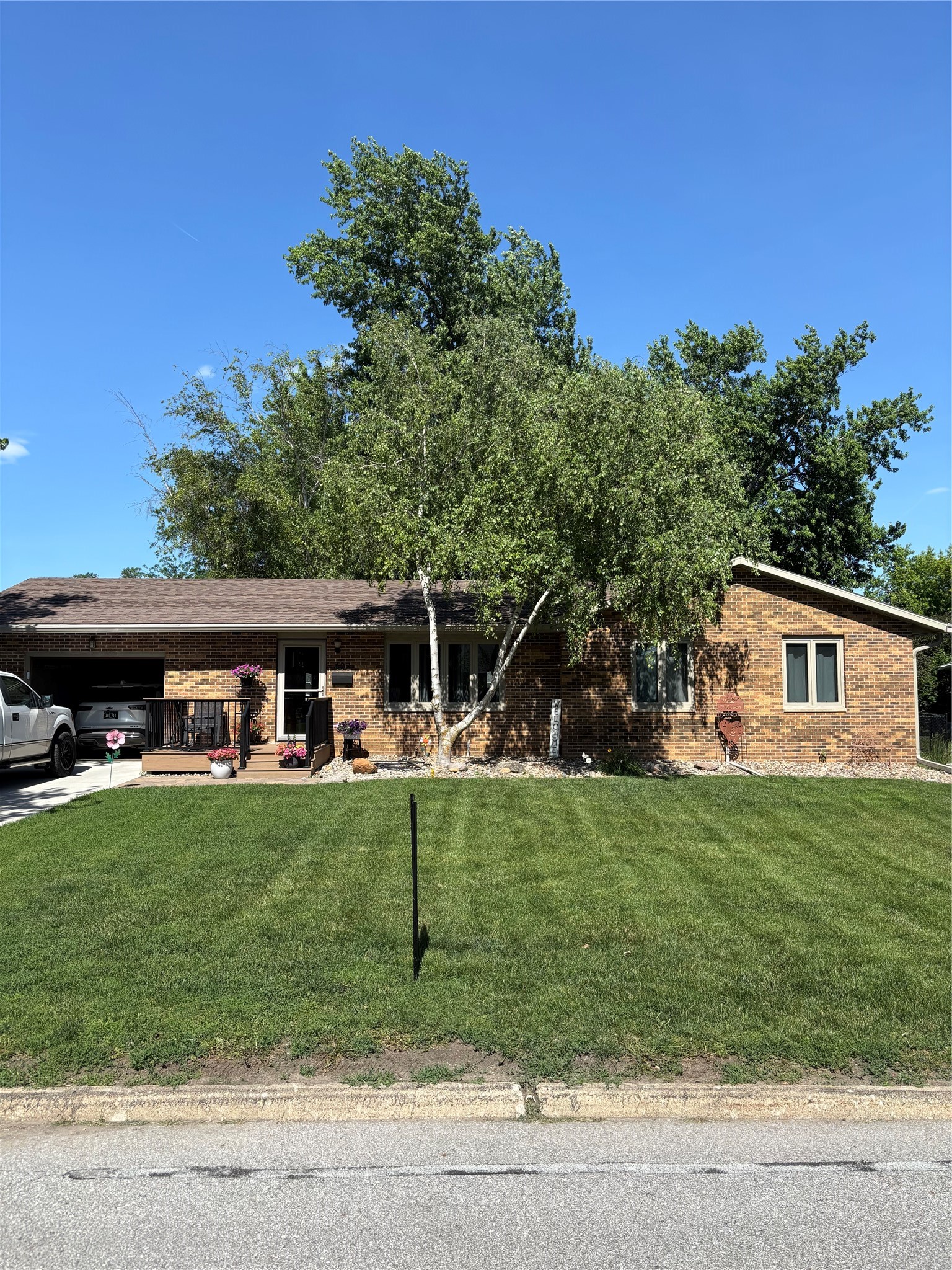 403 Fairview Drive Property Photo 1