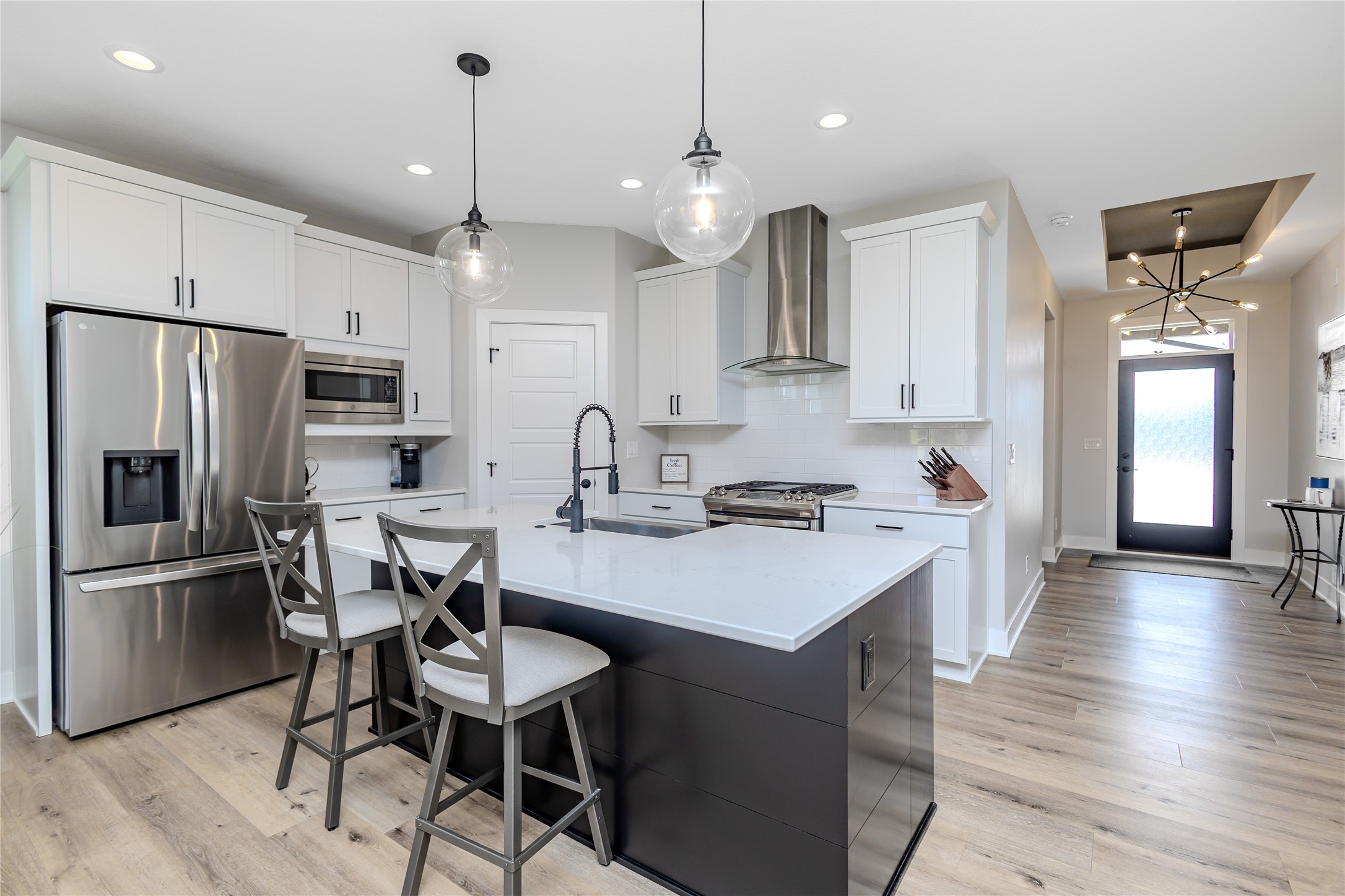 1290 S Radley Street Property Photo 10