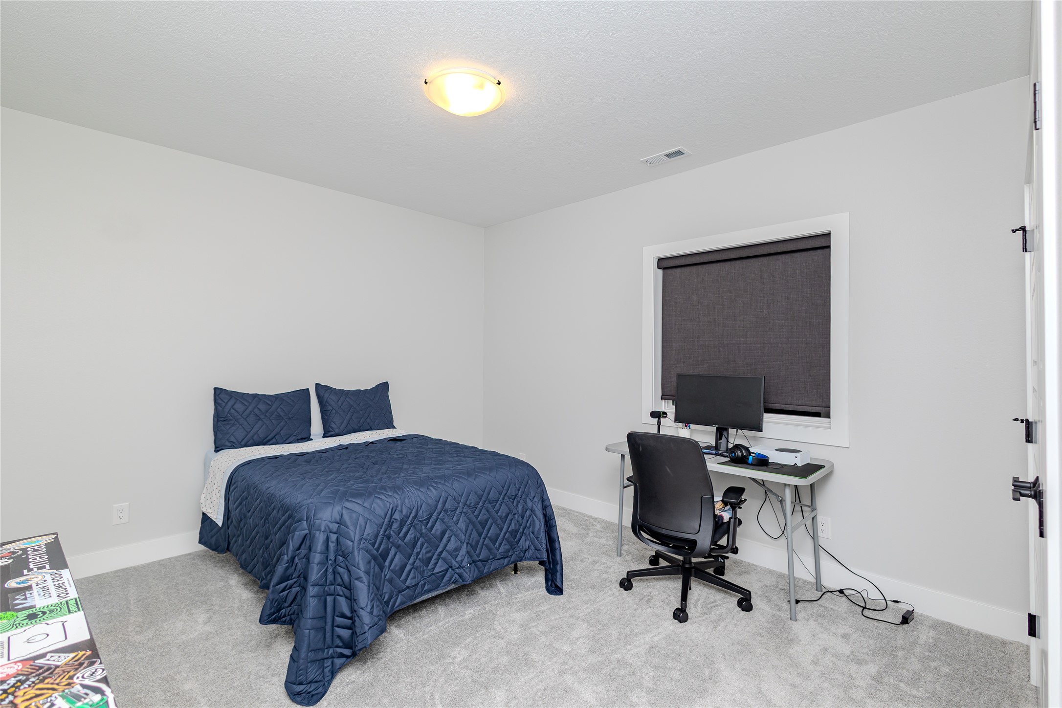 1290 S Radley Street Property Photo 25