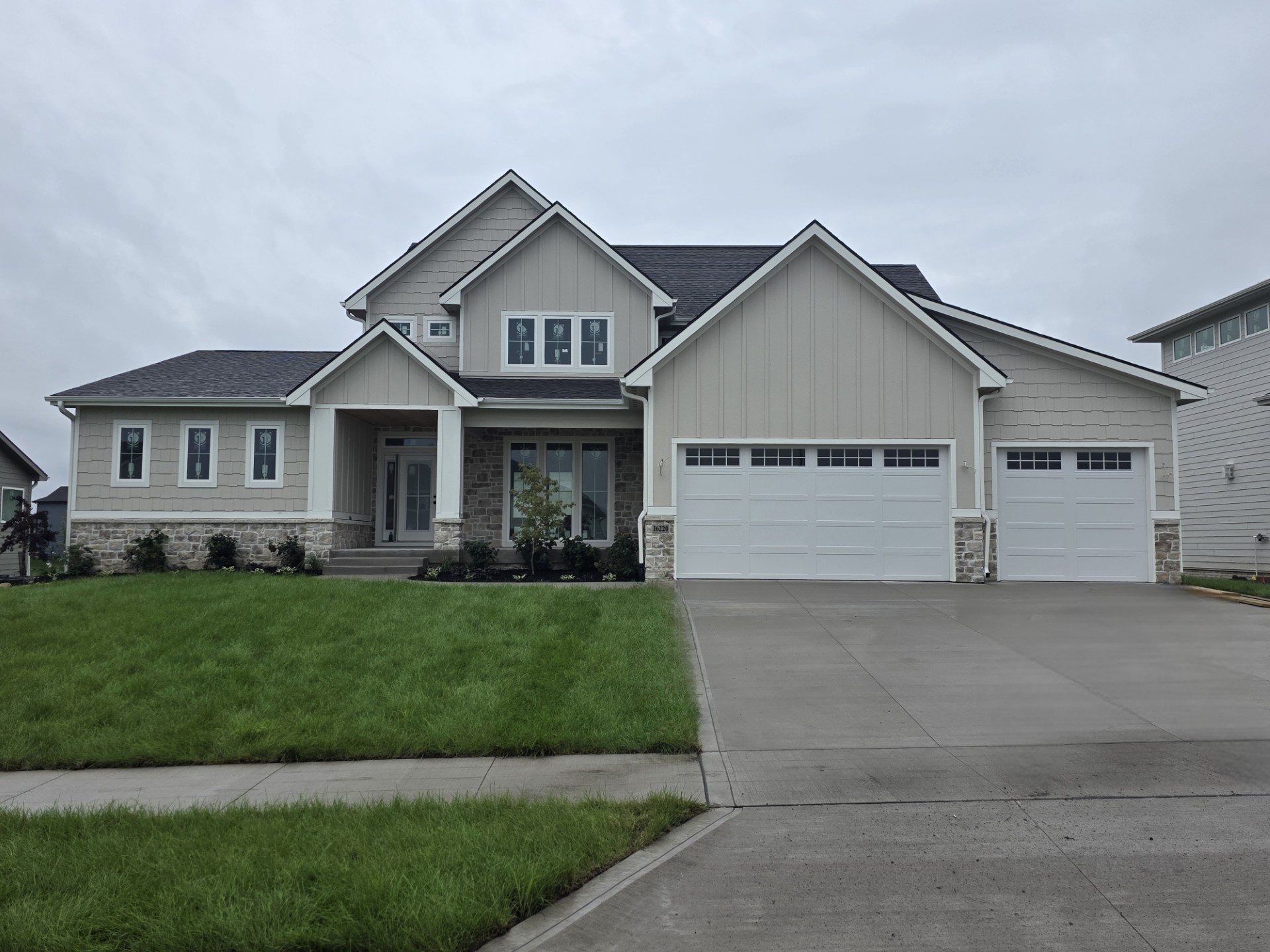 16220 Sharon Drive Property Photo 1