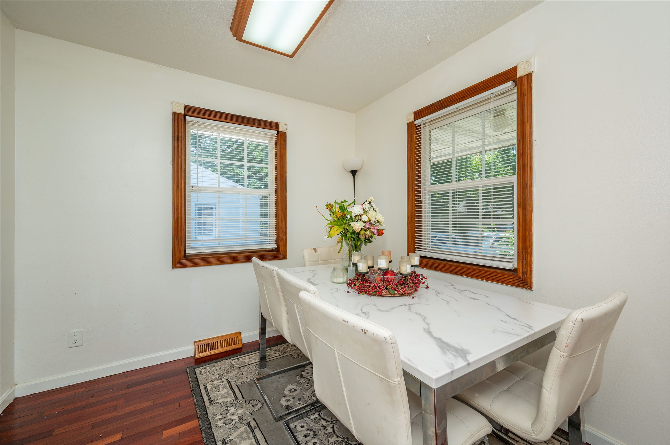 510 E Hughes Avenue Property Photo 4
