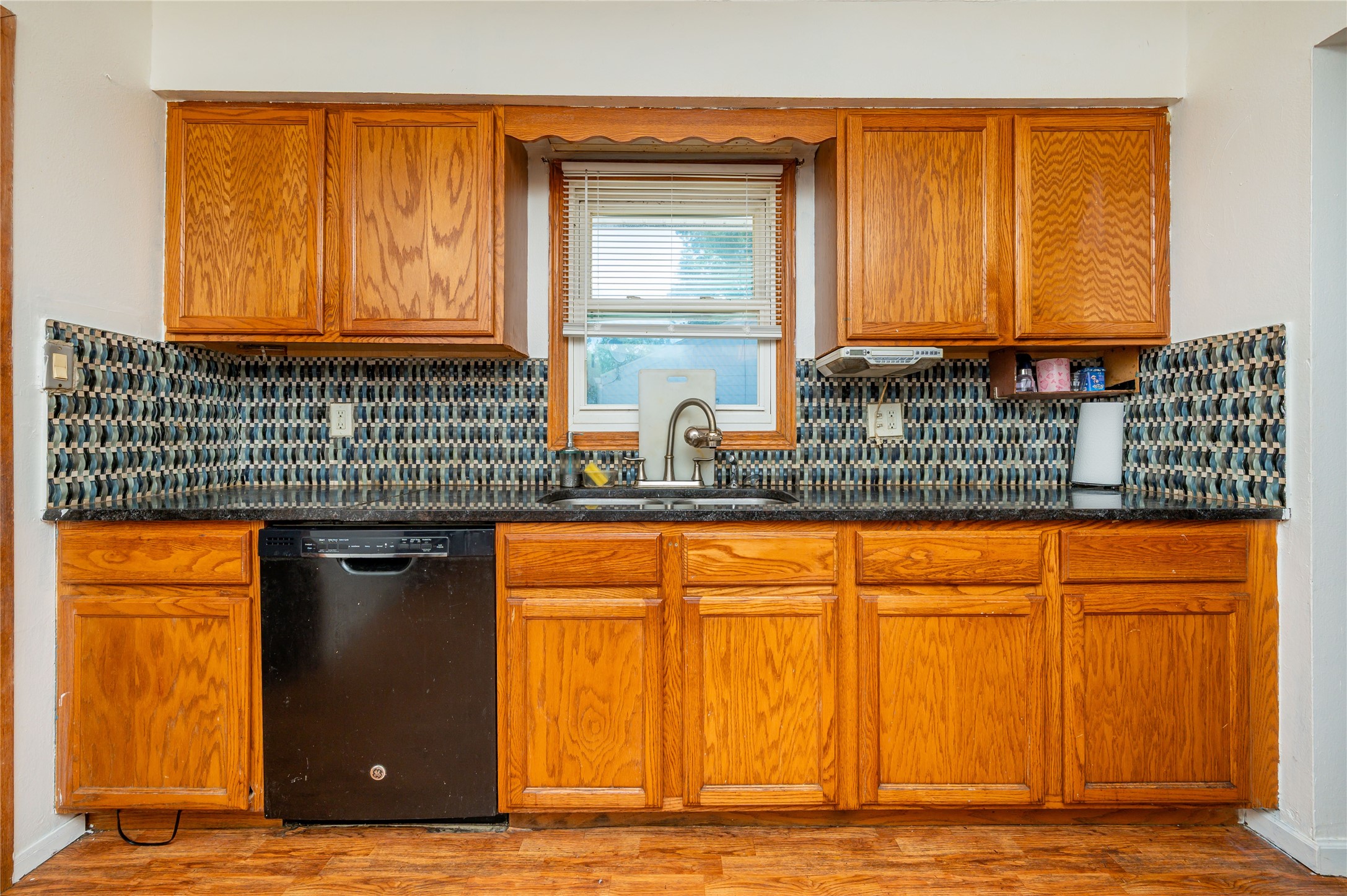 510 E Hughes Avenue Property Photo 7