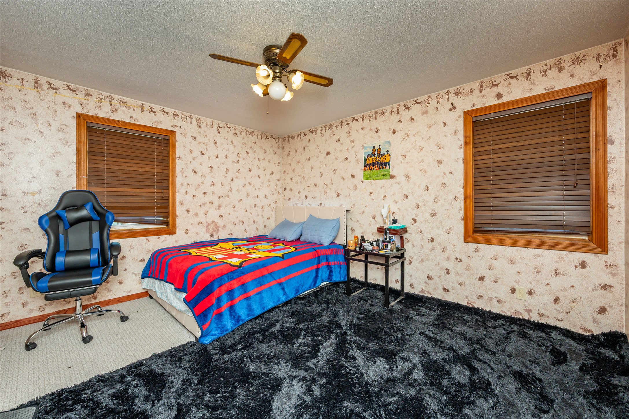 510 E Hughes Avenue Property Photo 8
