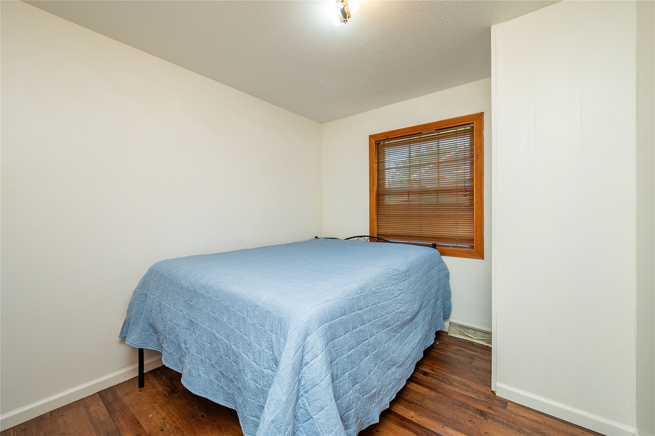 510 E Hughes Avenue Property Photo 10