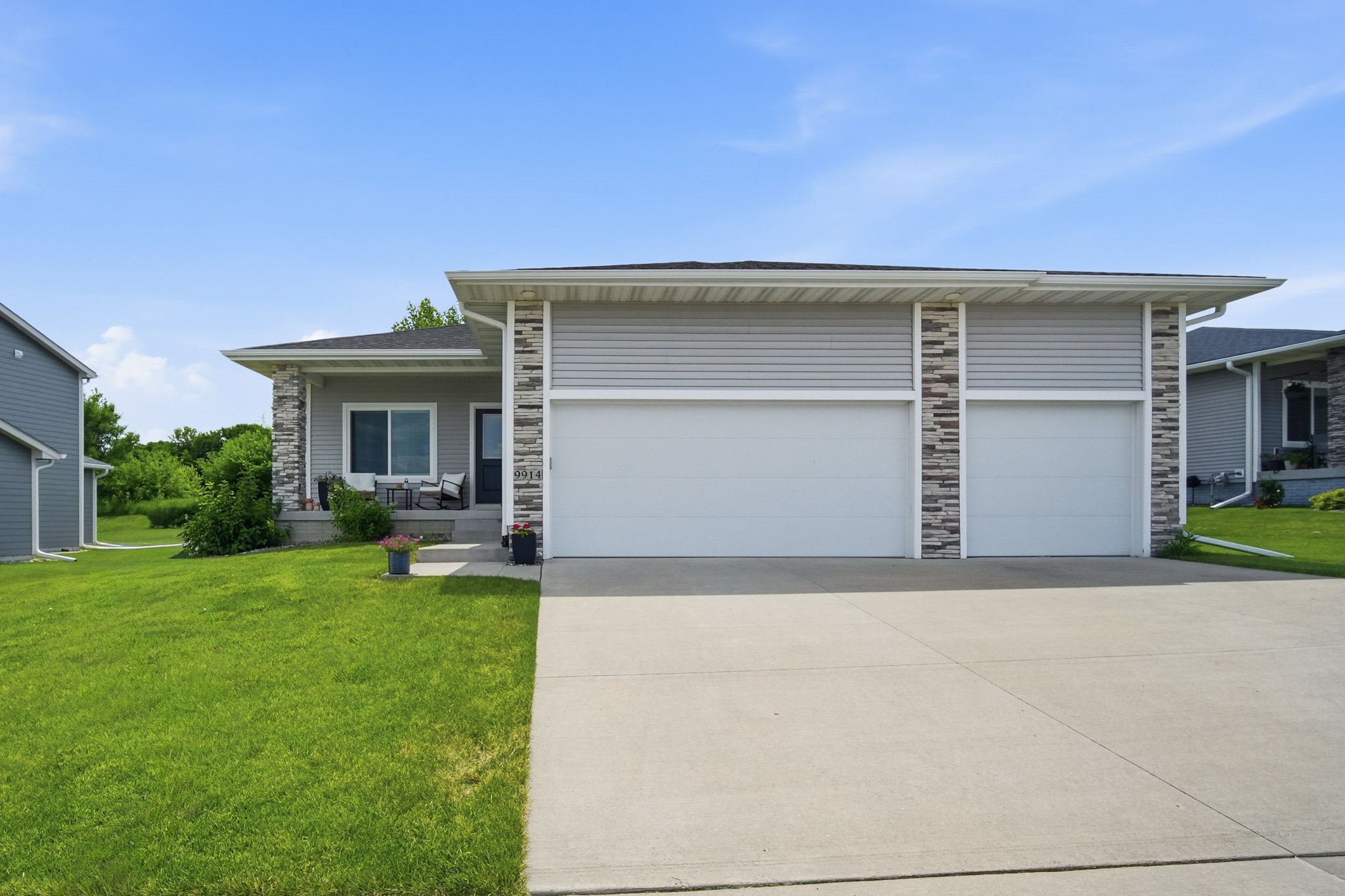 9914 Marnewood Drive Property Photo 1
