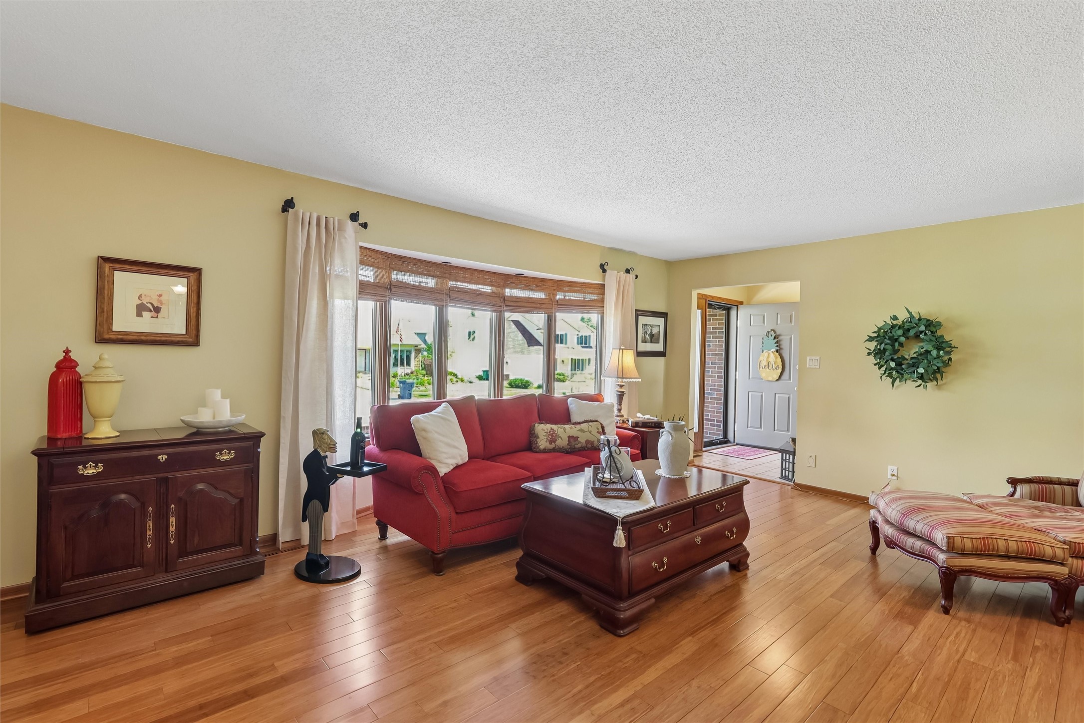 9920 Hammontree Drive Property Photo 11