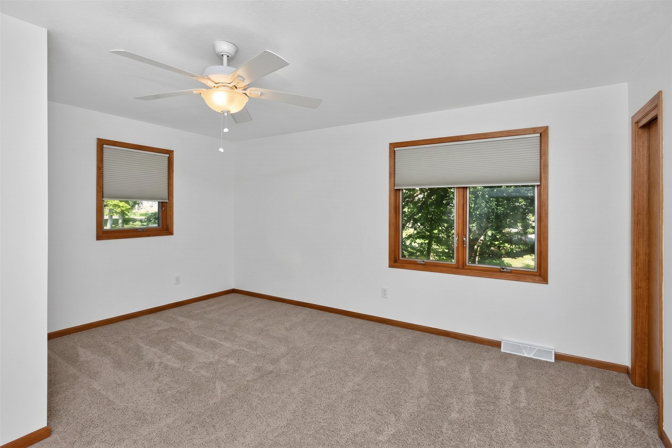 3913 Ne 150th Avenue Property Photo 24