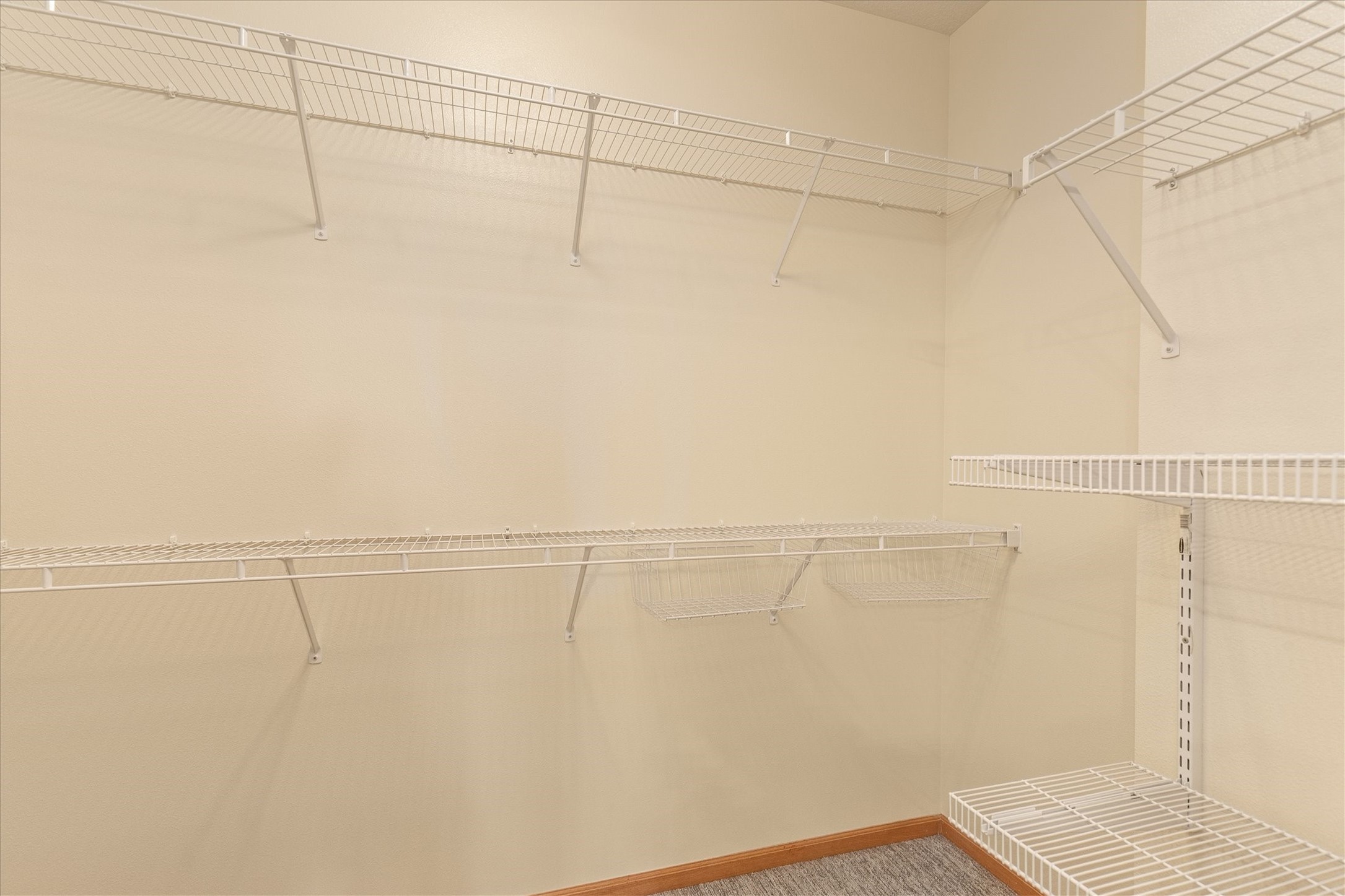 5912 Nw 92nd Court Property Photo 17