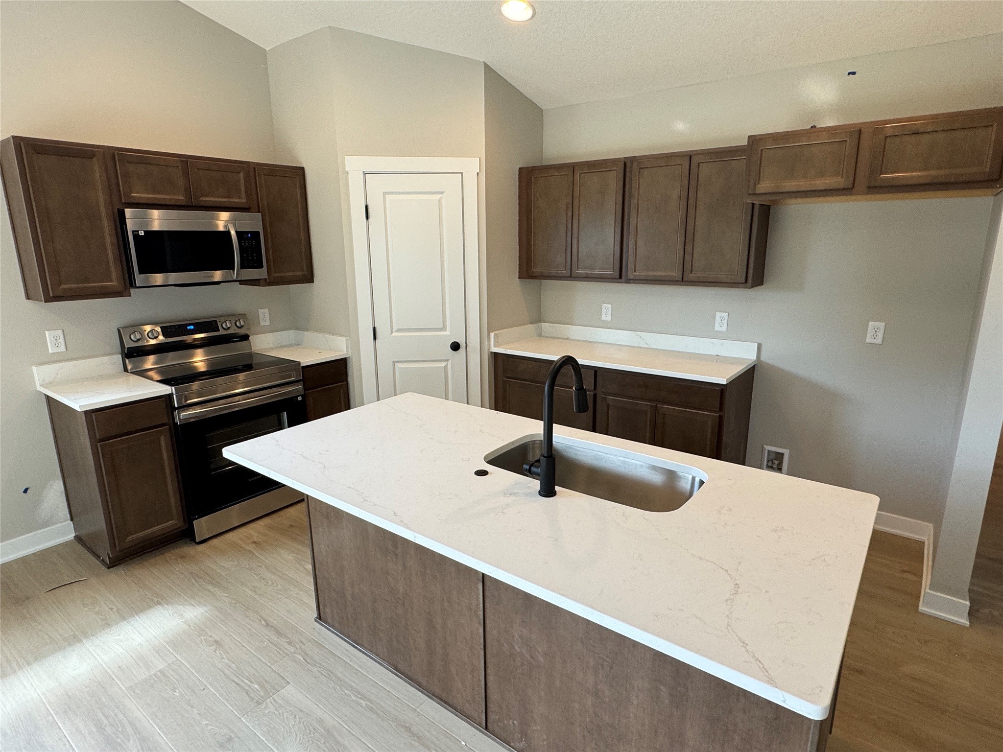 306 Herold Avenue Property Photo 3